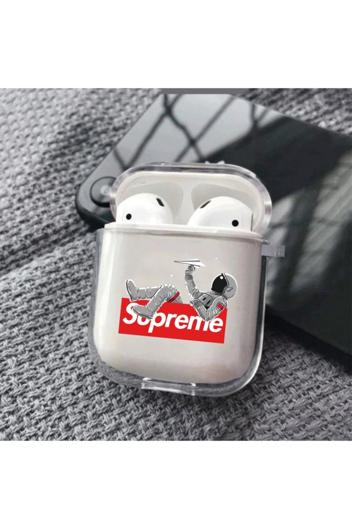 mooodcase Supreme Astronot Desenli Şeffaf Airpods Kılıfı