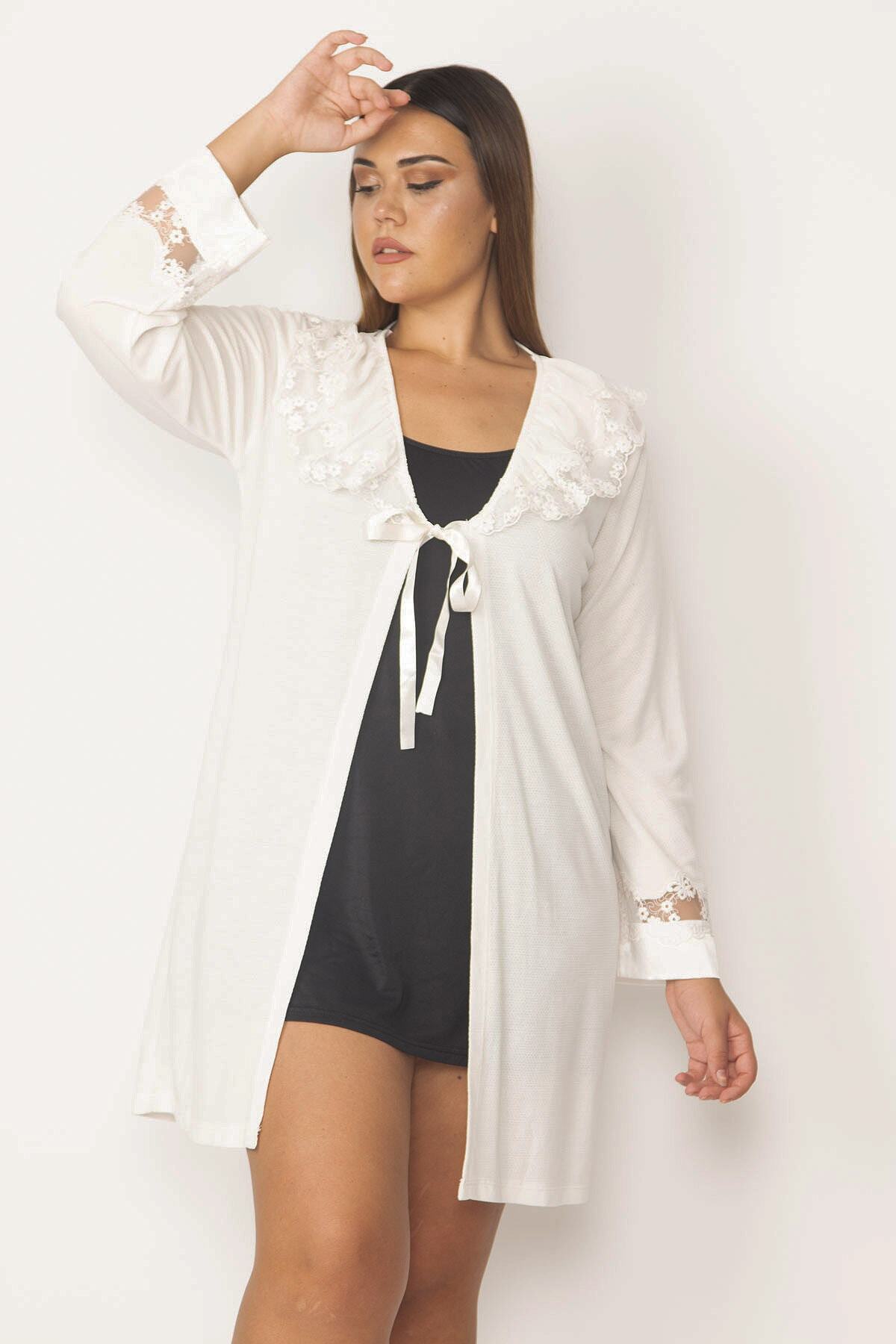 Şans Kadın Kemik Dantel Detaylı Sabahlık 65N29371