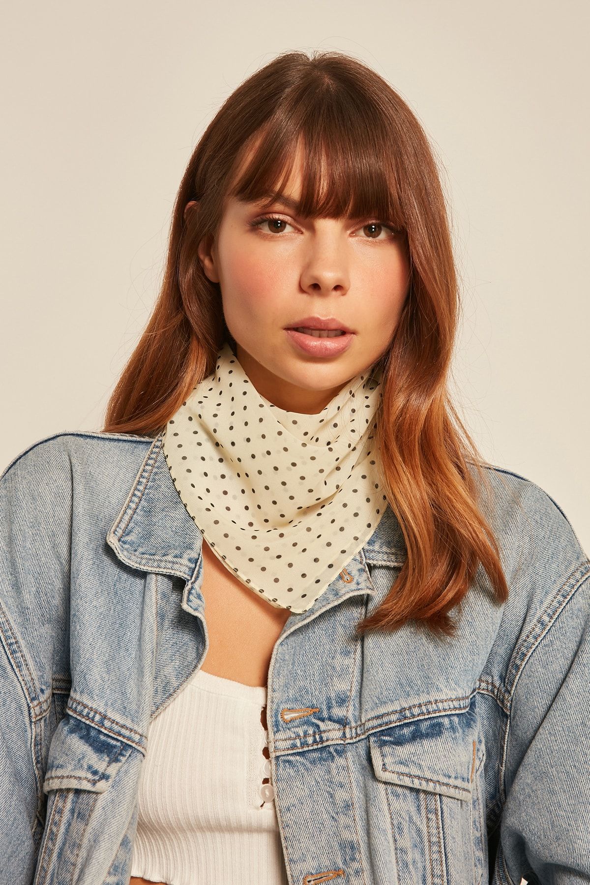 YLondon 13915 Puantiye Desenli Ekru Bandana Fular