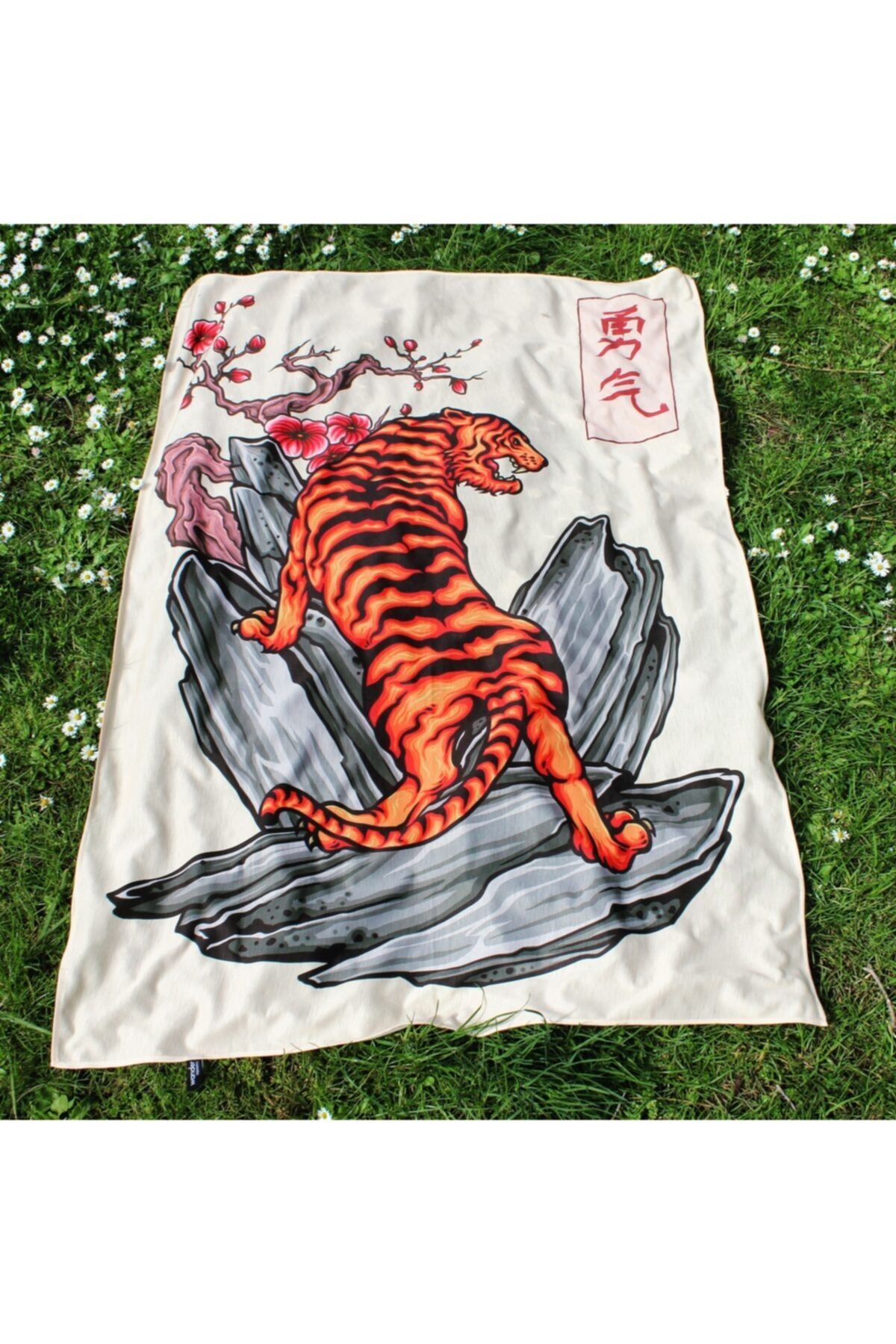 WANDER TAPESTRY Japon Kaplanı - Japanese Tiger Wander Duvar Örtüsü Tapestry