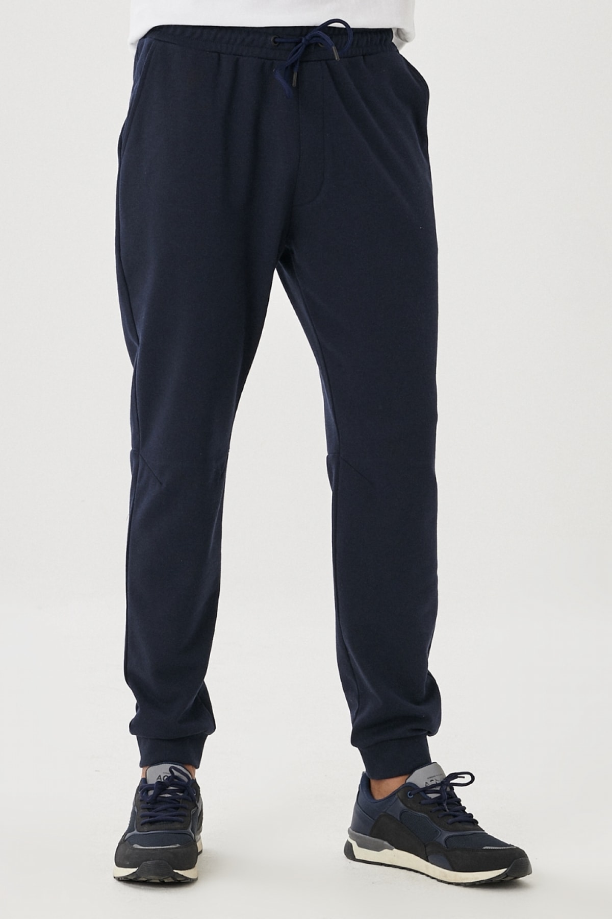 AC&Co / Altınyıldız Classics Erkek Lacivert Standart Fit Beli ve Paçası Lastikli Günlük Rahat Spor Eşofman Altı