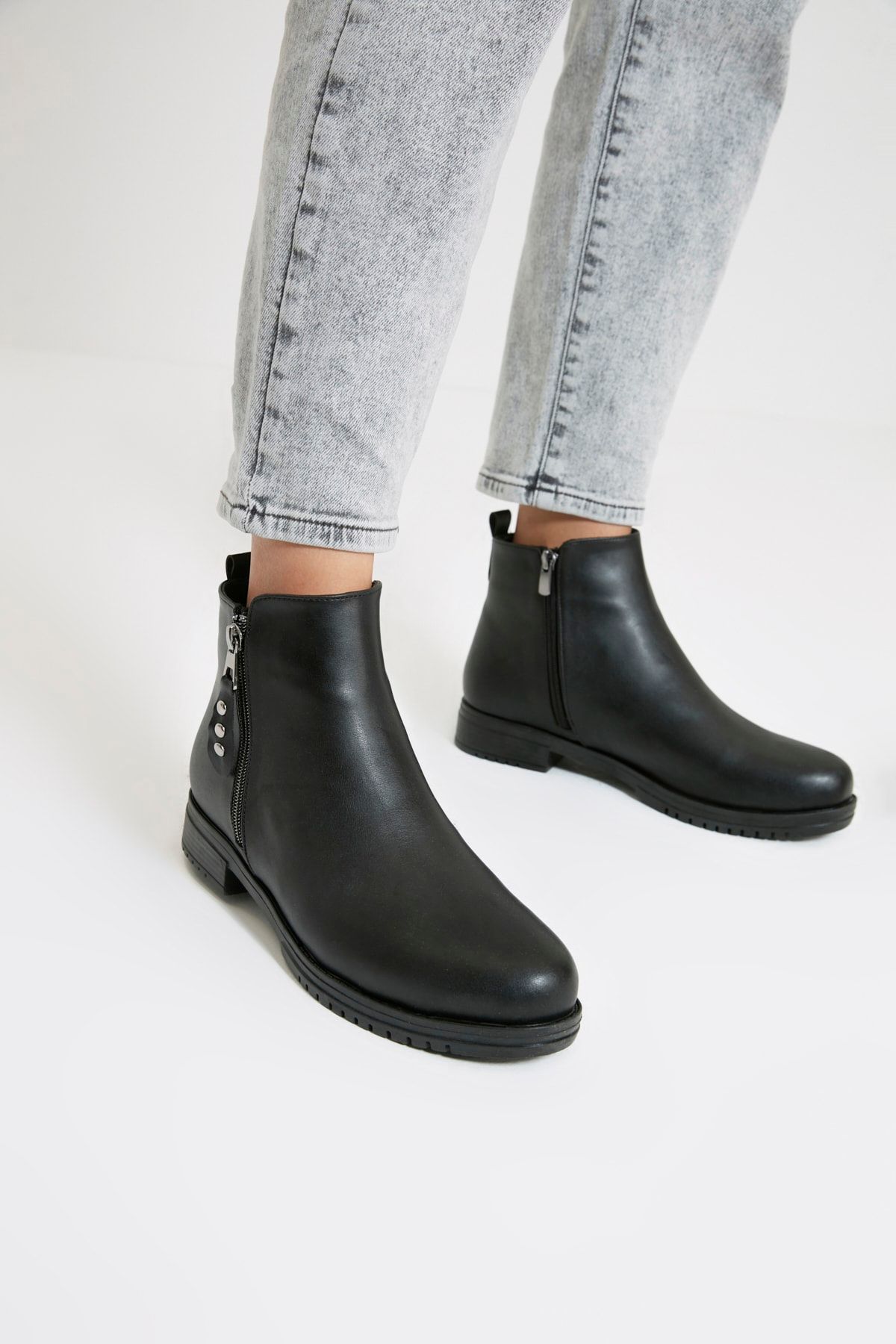 TRENDYOL SHOES Siyah Kadın Bot & Bootie TAKAW22BO0106