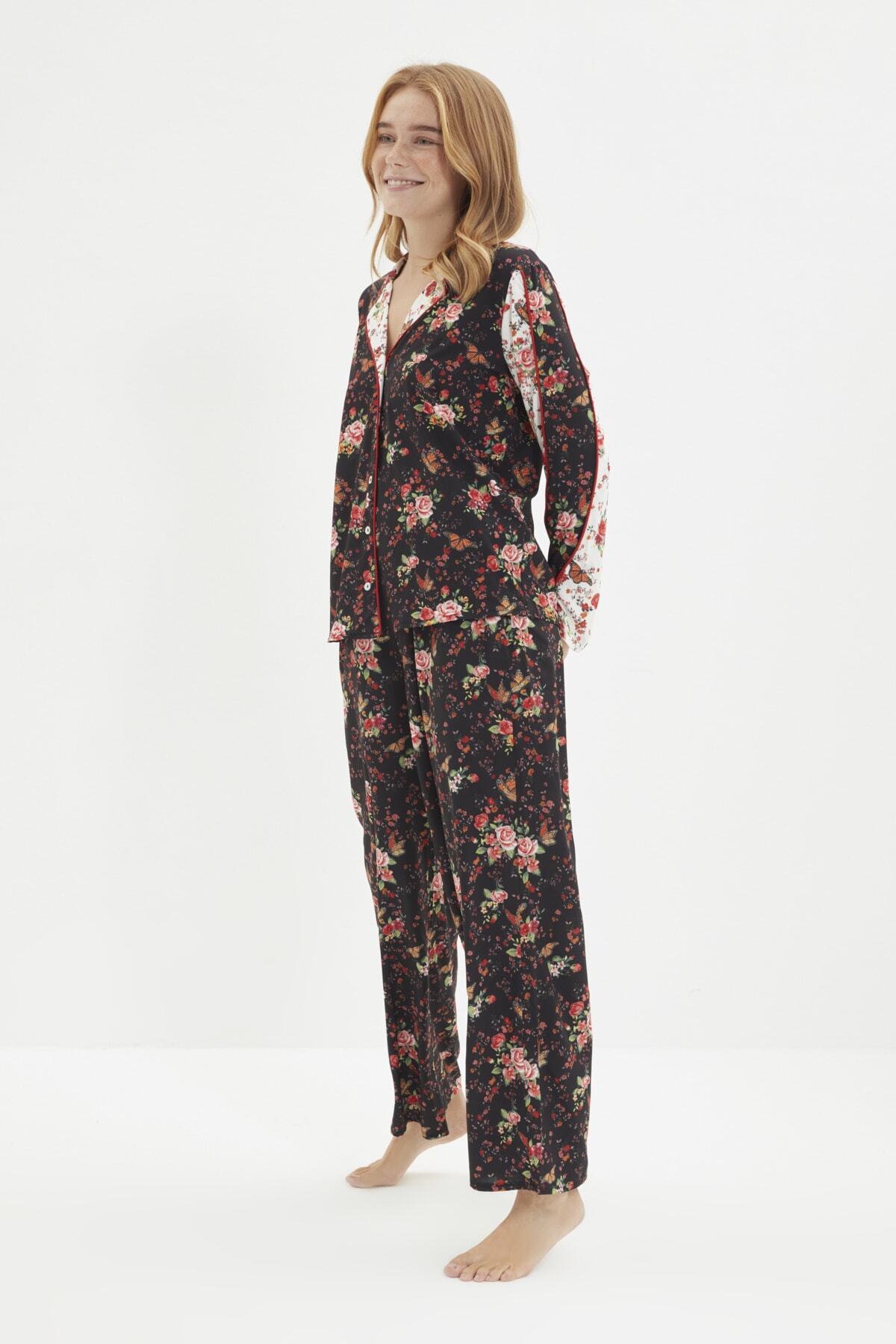 TRENDYOLMİLLA Çok Renkli Çiçek Desenli Dokuma Pijama Takımı THMAW22PT1307