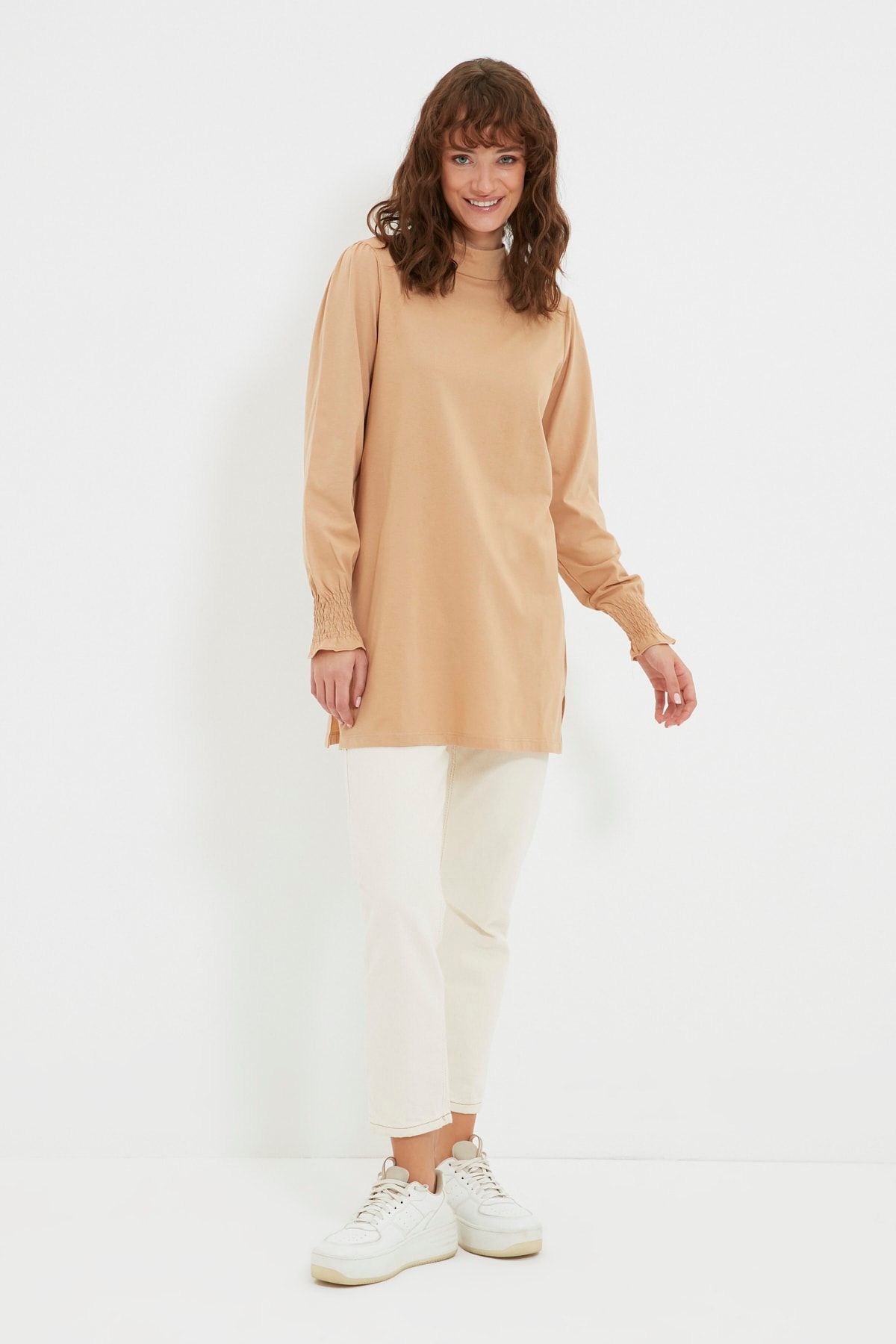 Trendyol Modest Bej Yarım Balıkçı Örme Tunik TCTAW22UK0037