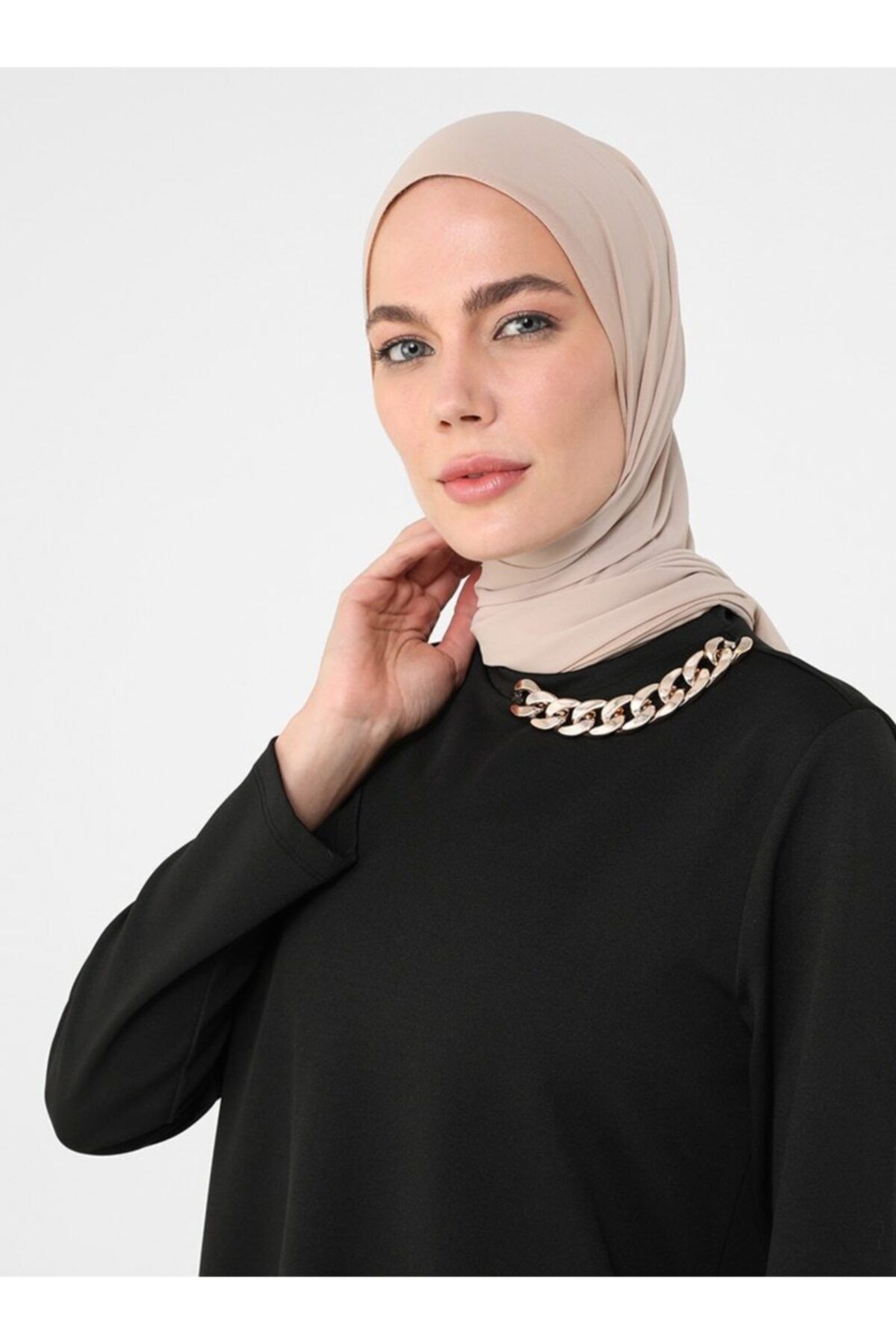 Refka Yakası Zincir Detaylı Scuba Sweatshirt