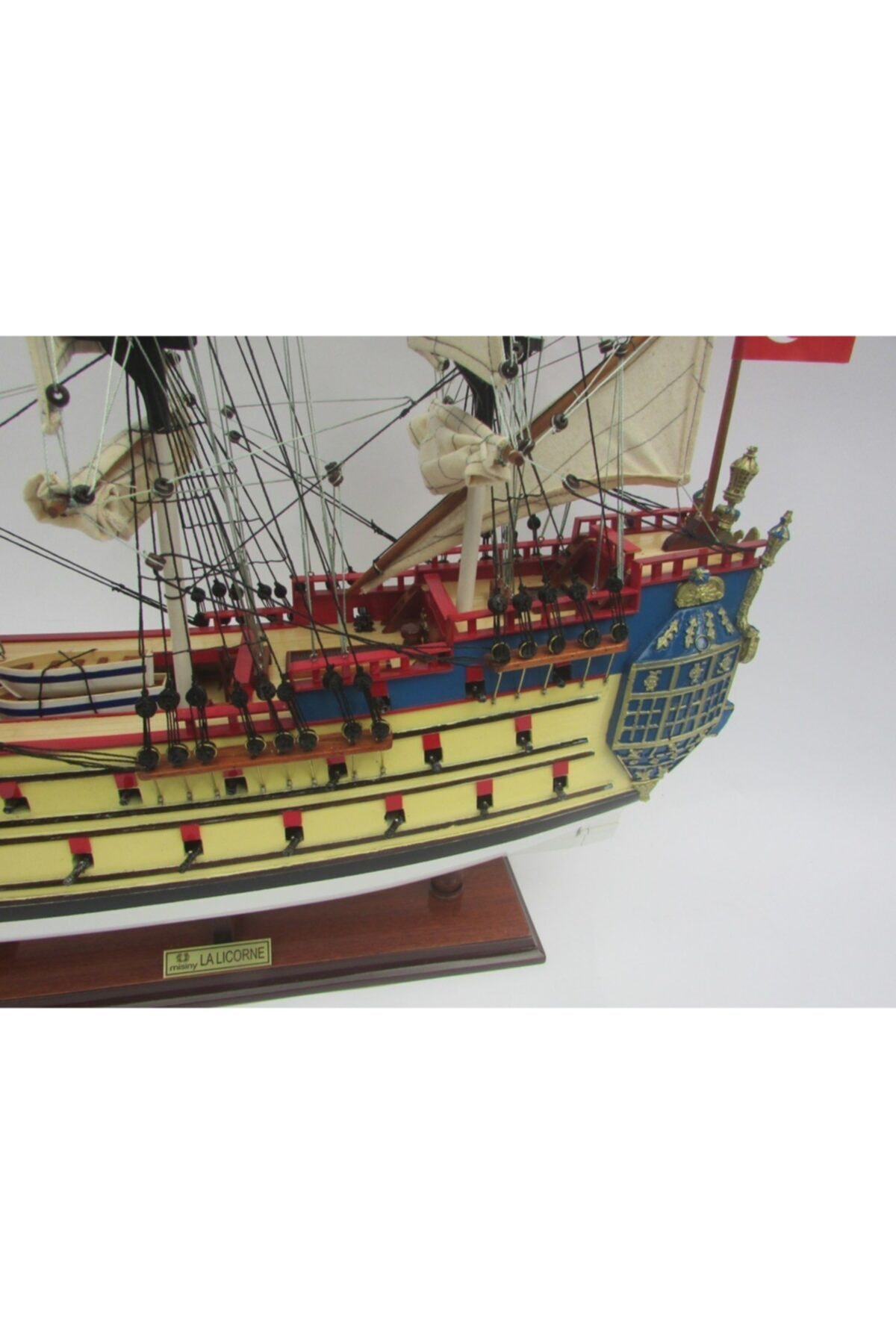 Misiny -la Licorne / Unicorn (cream & White Hull) - 62 Cm Gemi Maketi