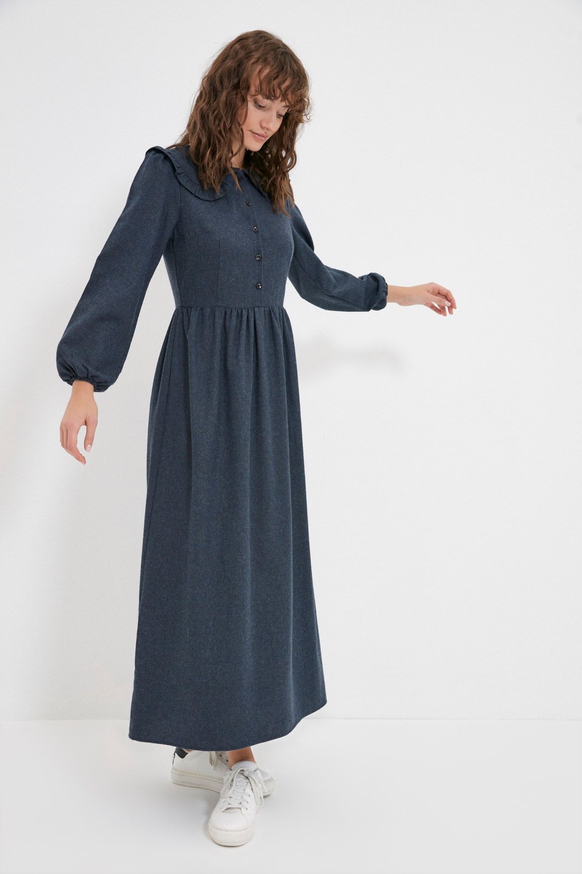 Trendyol Modest Lacivert Peter Pan Yaka Astralı Elbise TCTAW22EB0198