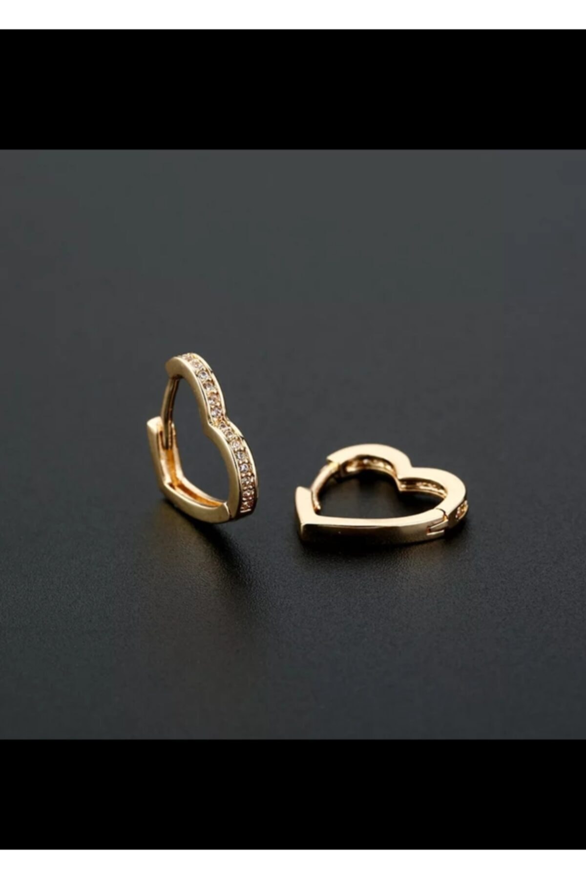 Arescollection Cerrahi Çelik Zirkon Taşlı Gold Renk Kalpli Kıkırdak,rook,lobe Uyumlu Piercing