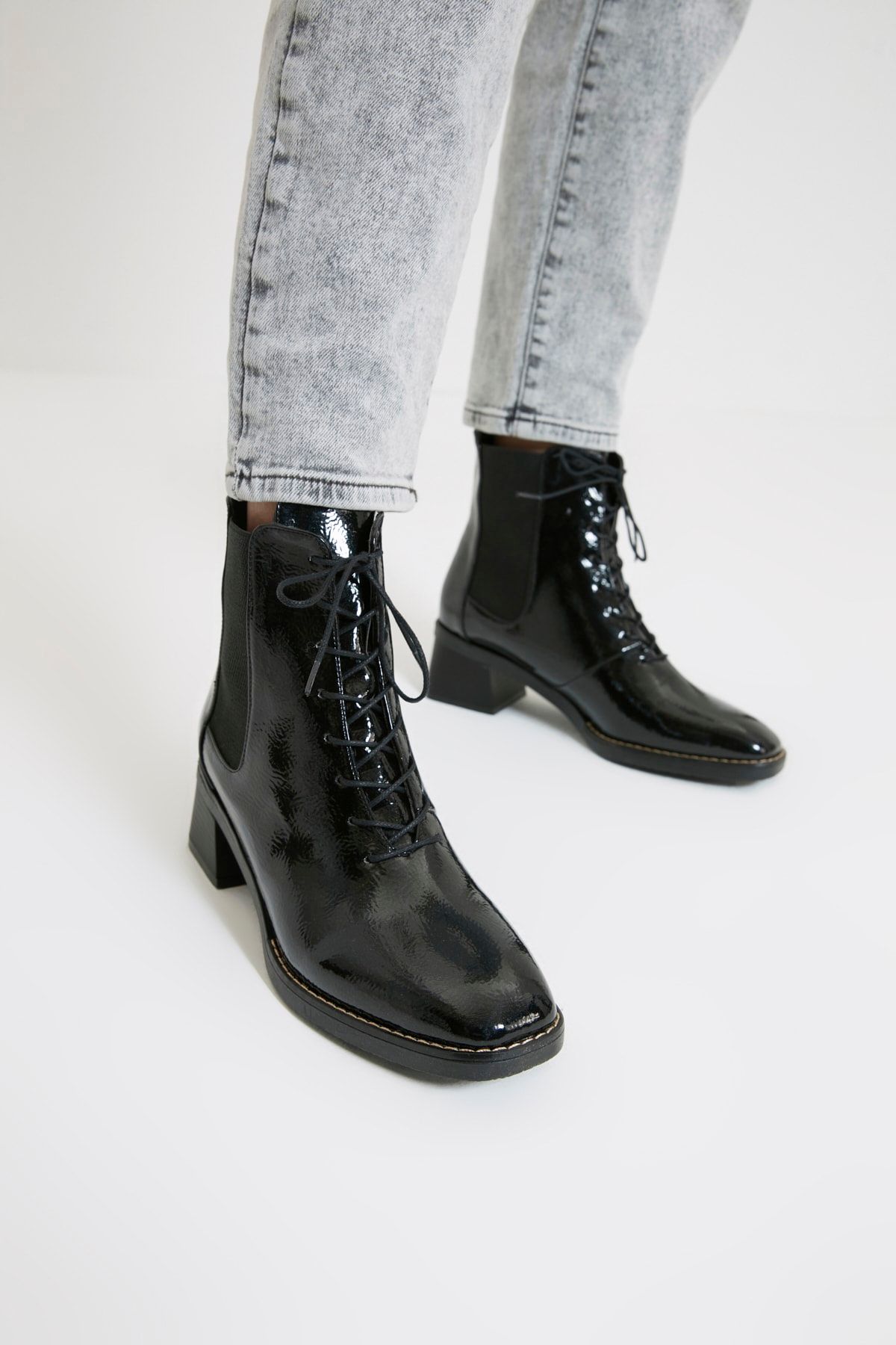 TRENDYOL SHOES Siyah Kadın Bot & Bootie TAKAW22BO0079