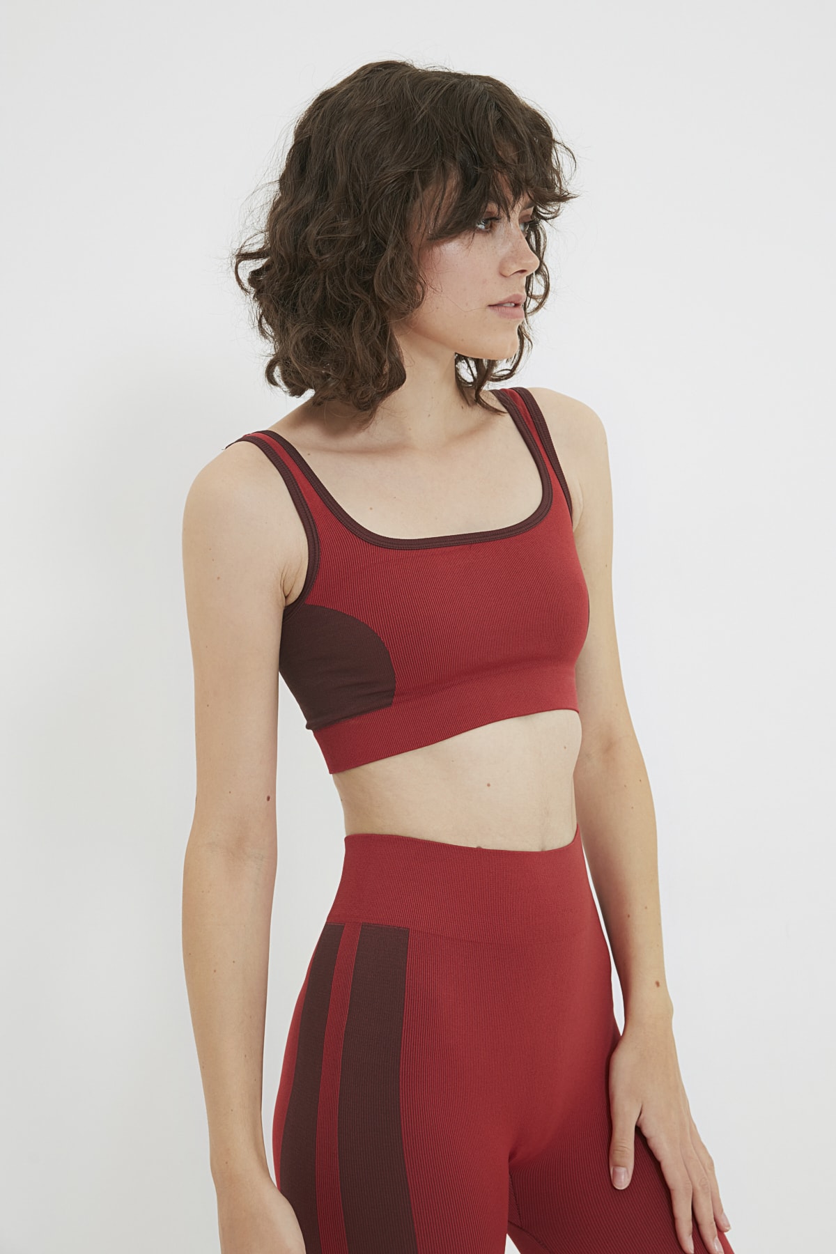 TRENDYOLMİLLA Çok Renkli Seamless Spor Sütyeni TWOAW22SS0024