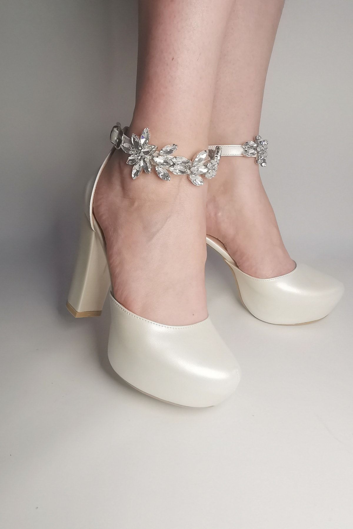 LİNEER Kadın Sedef Beyaz 12 Cm Taşlı Platform Topuk Abiye Gelin Ayakkabı