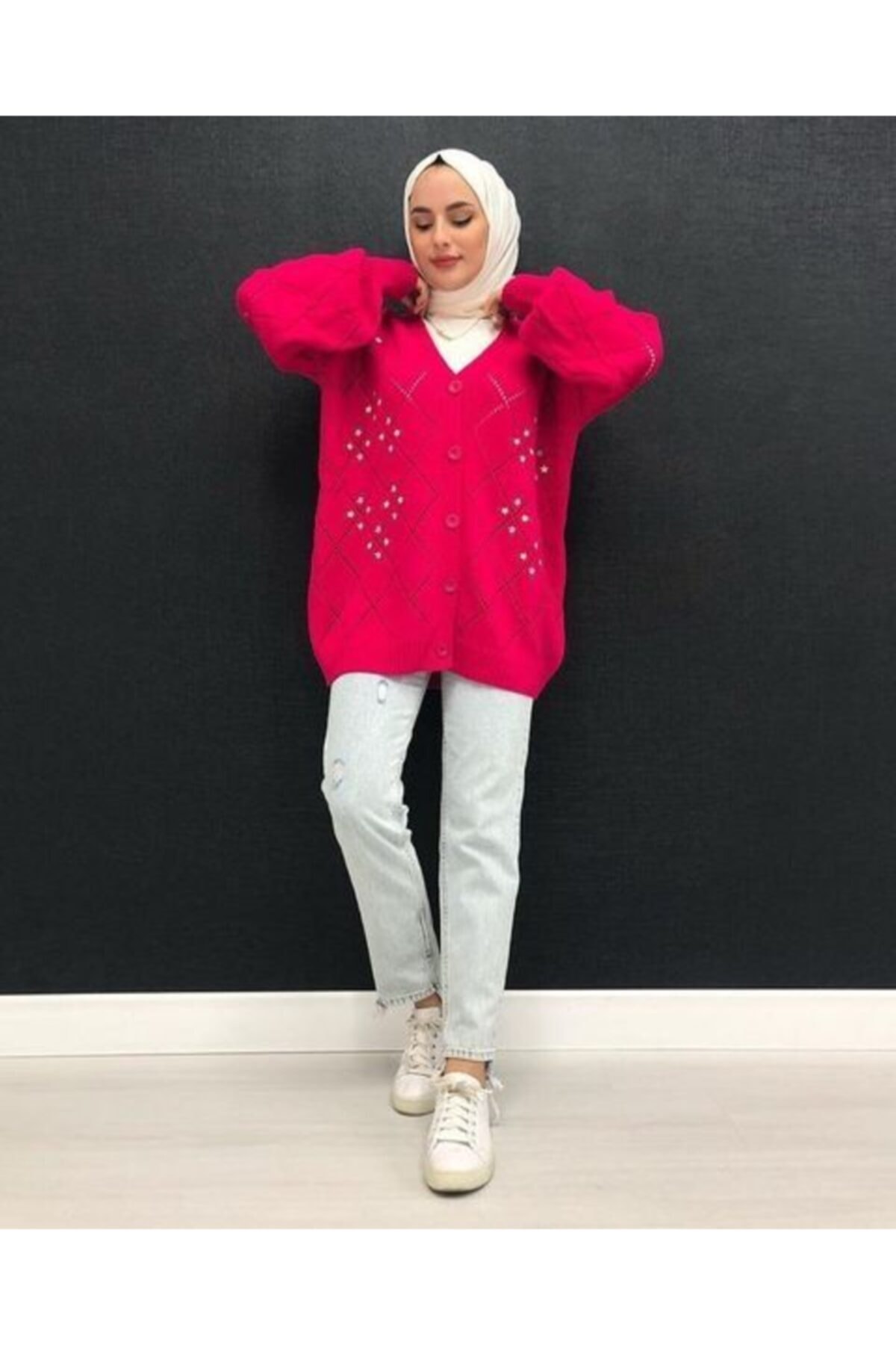 favoristore Çiçek Işlemeli Hırka