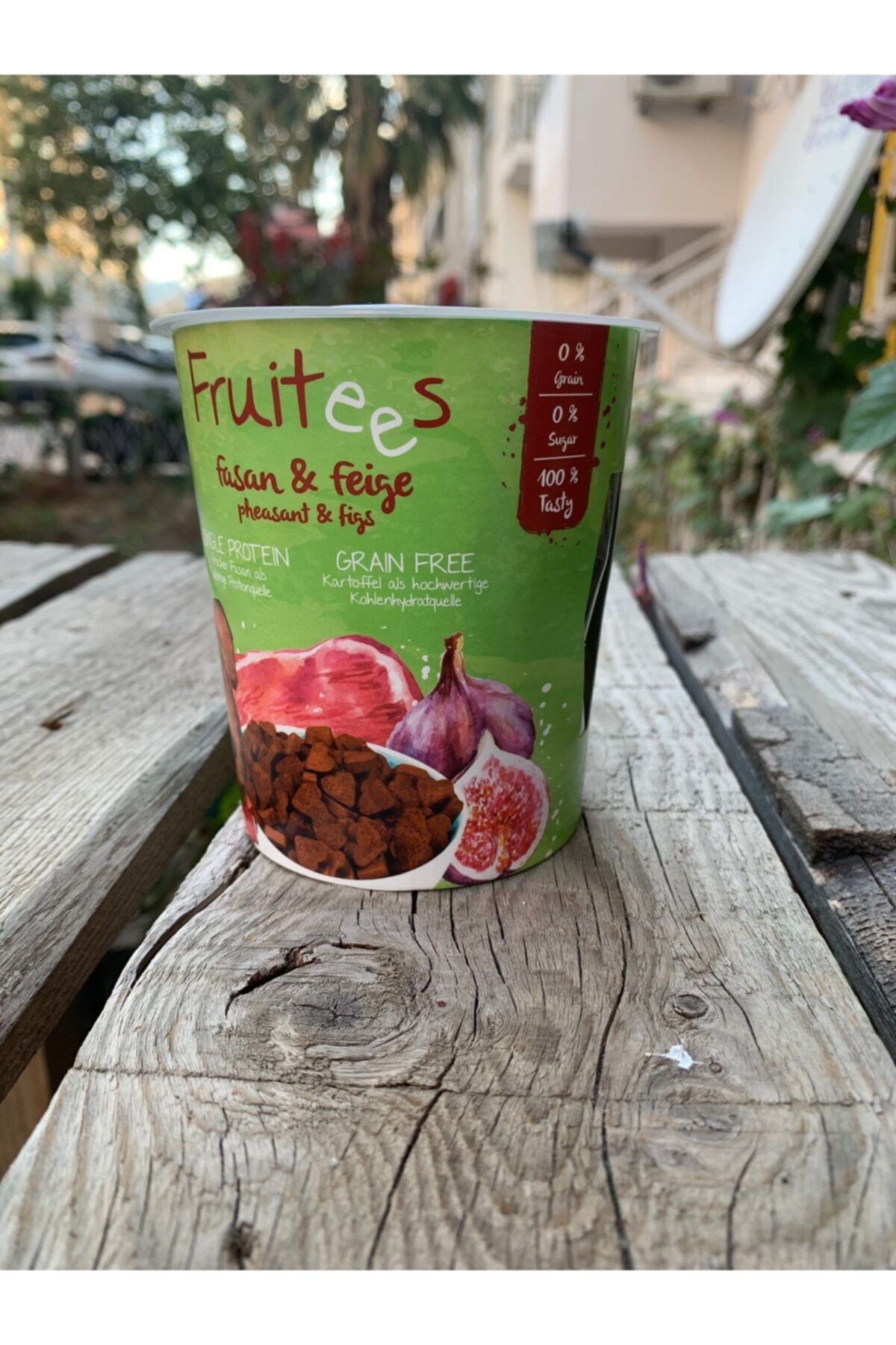 Bosch Fruitees Incir Aromalı Köpek Ödülü Meyveli Köpek Ödül Maması 200 gr