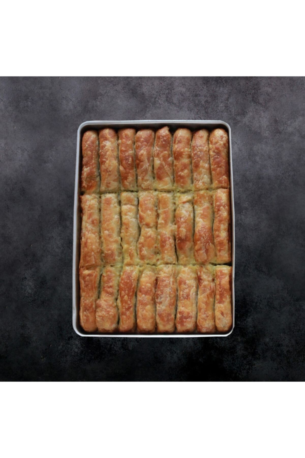 BY PULİ BÖREK & MÖREK By Puli Patatesli Boşnak Böreği 1 Tepsi