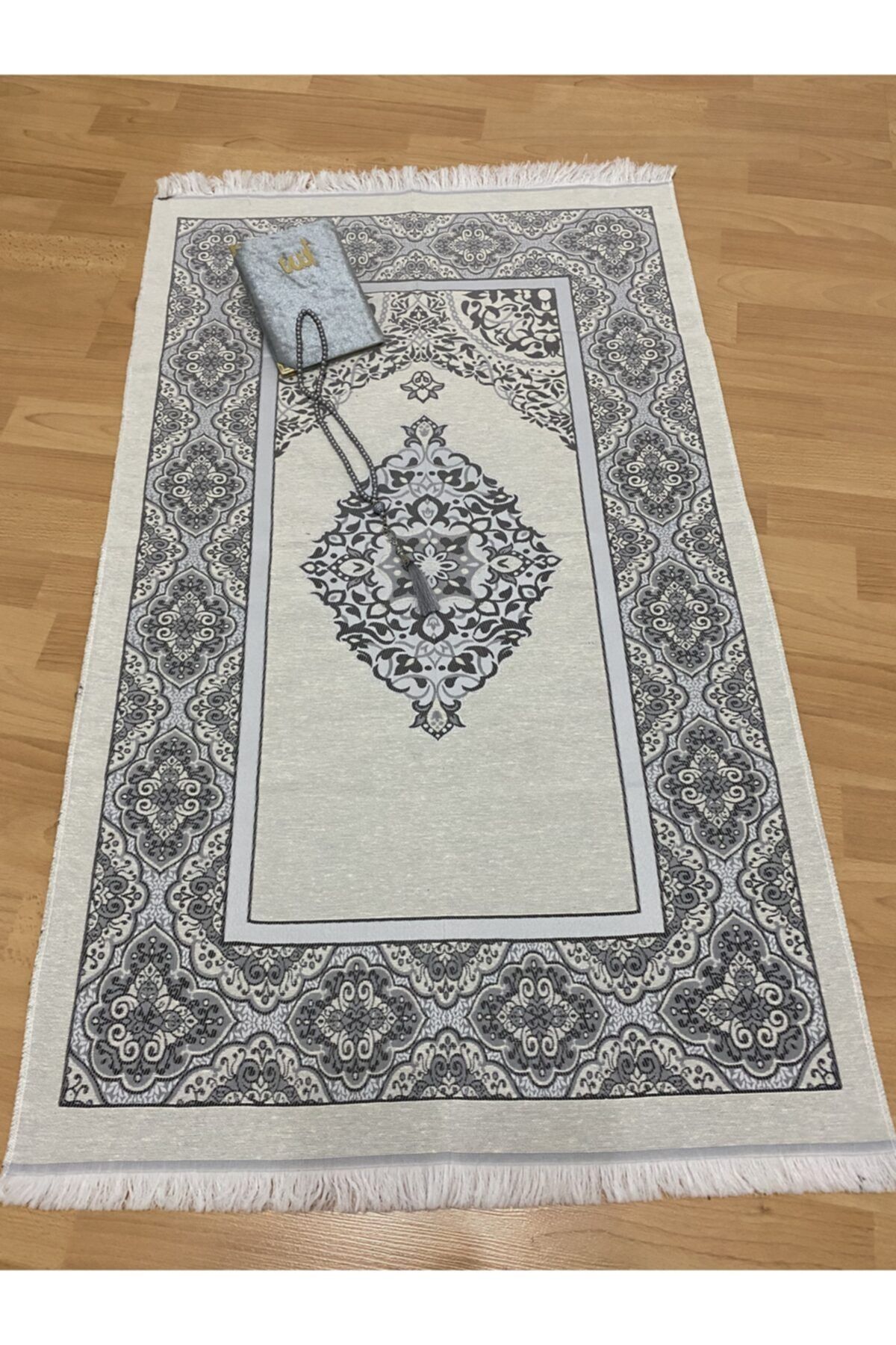 ayhan home ev tekstili Hediyelik Bohçalık Tafta Saçaklı Gri Seccade, Yasin, Tesbih Seti
