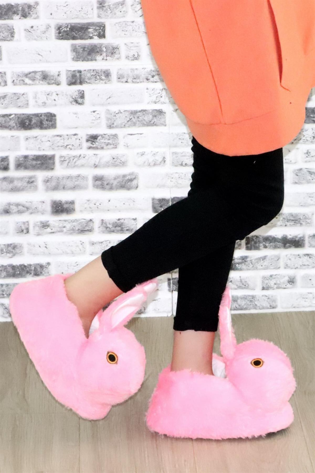 Butikden Tavşan Figürlü Peluş Kadın Panduf Pembe
