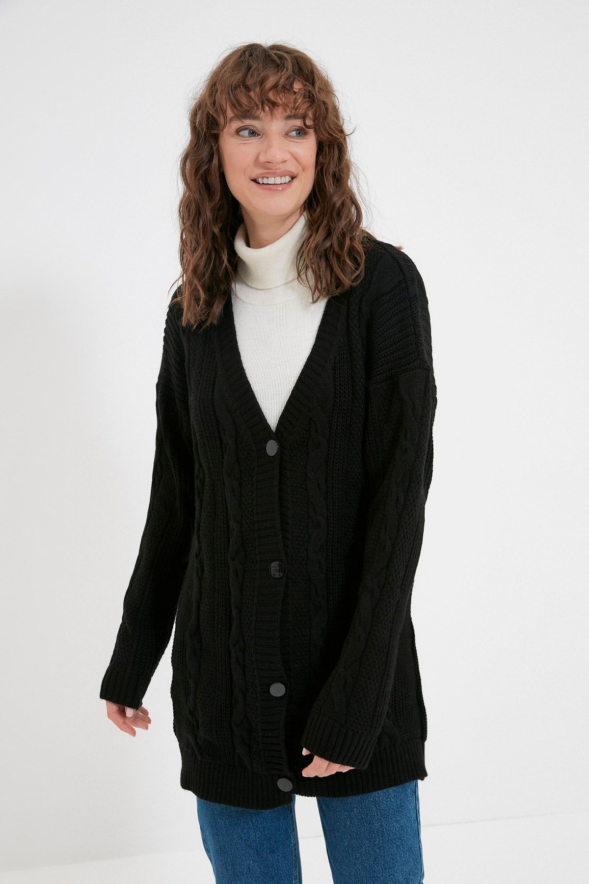 Trendyol Modest Siyah V Yaka Triko Hırka TCTAW22TH0092