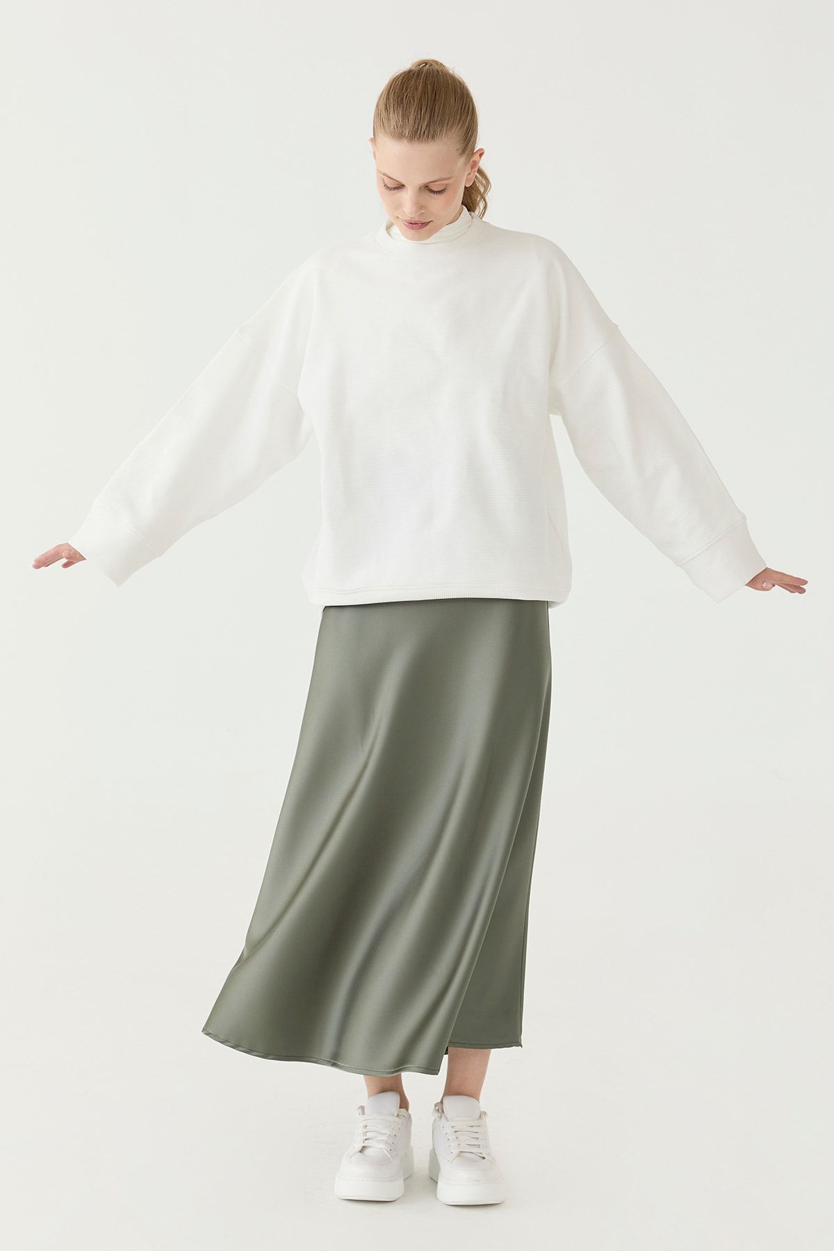 Suud Collection Haki Saten Etek