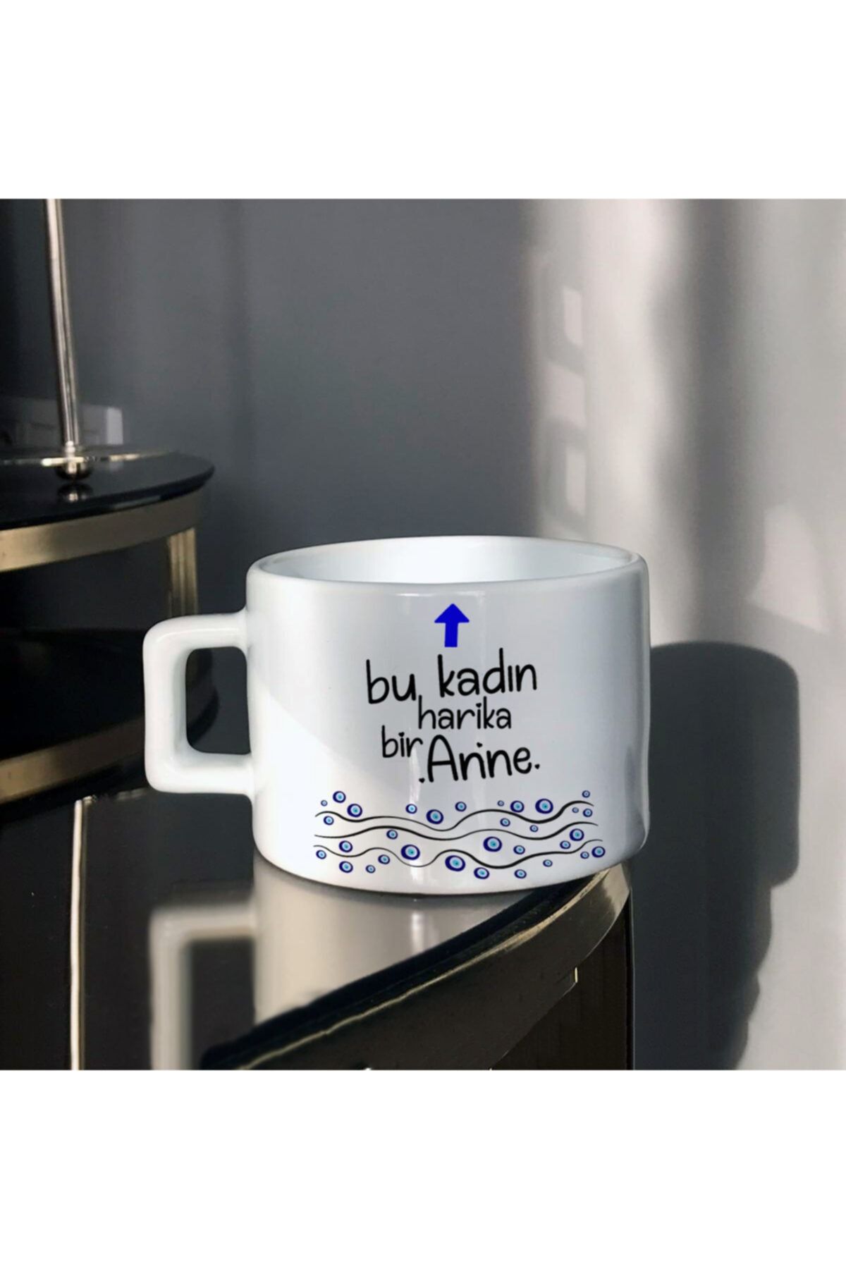 Hediyexpres Bu Kadın Harika Bir Anne Nazar Boncuklu Baskılı Çay-kahve Fincanı
