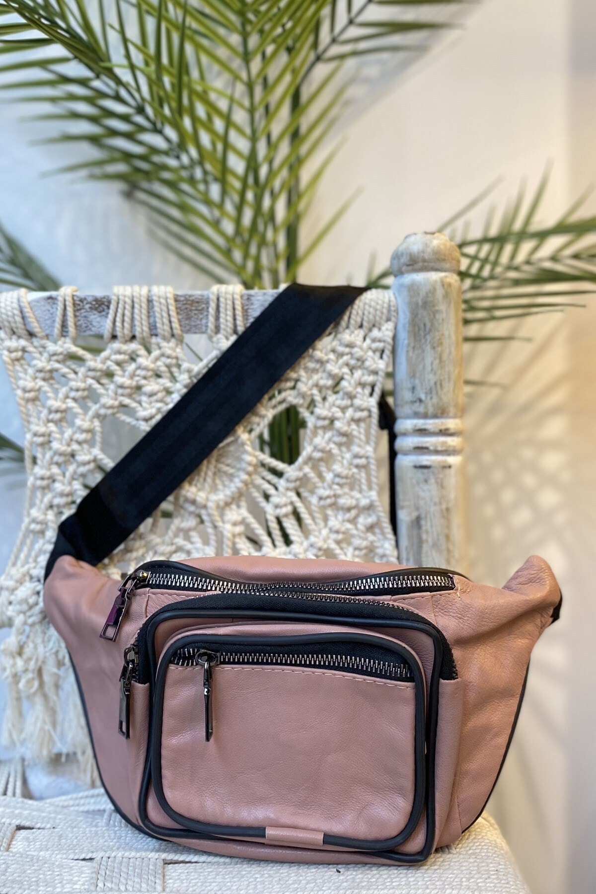 Fume London Kadın Pastel Pembe Çok Cepli Hakiki Deri Freebag Bel Çantası Fb3166