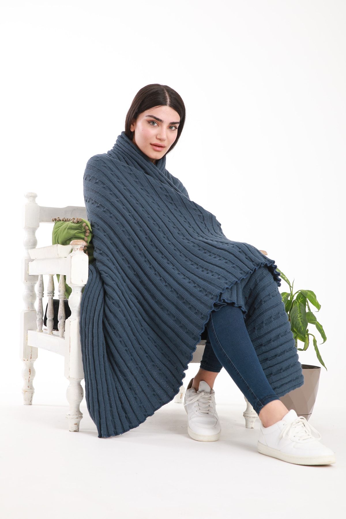 M2K Indigo Saç Örgü Detaylı Koltuk Şalı/ Tv Örtüsü/ Throws
