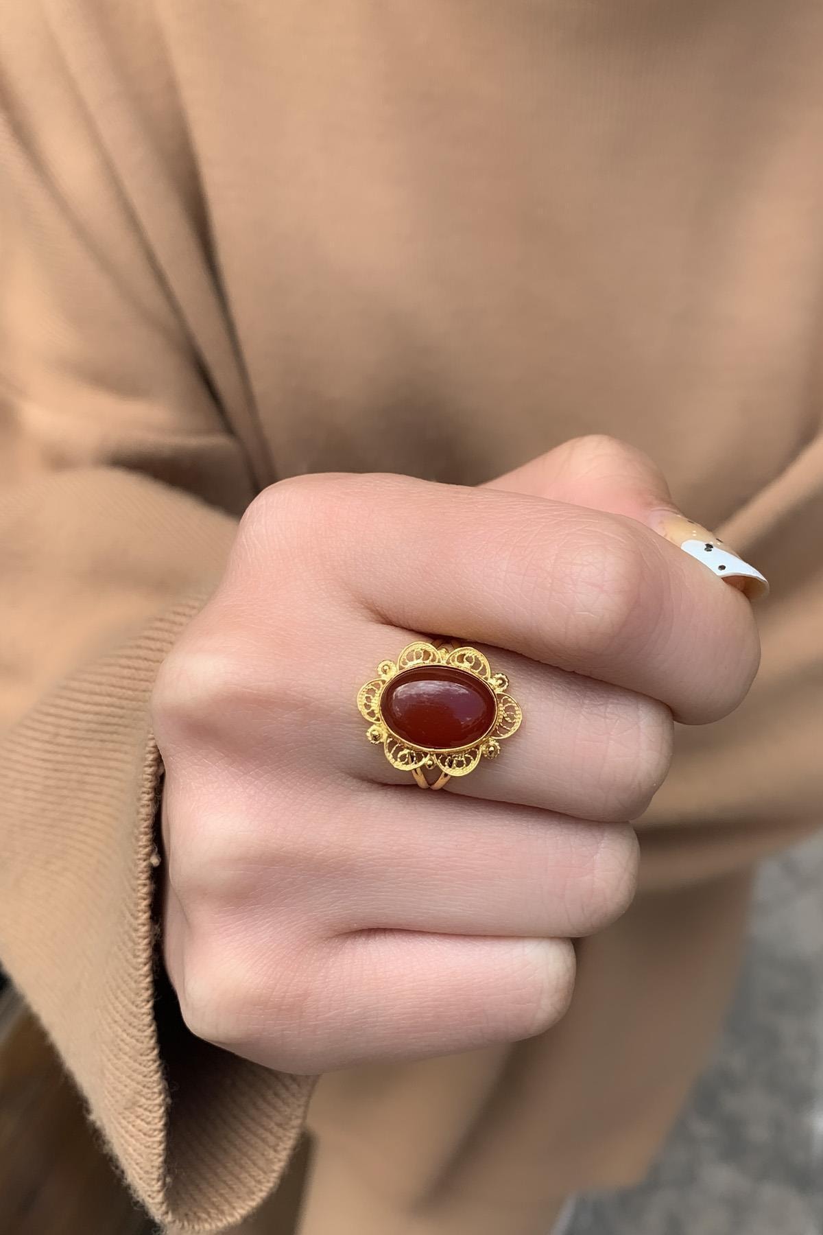 Bayar Gold Kadın 14 Ayar Altın Elips Akik Telkari Yüzük