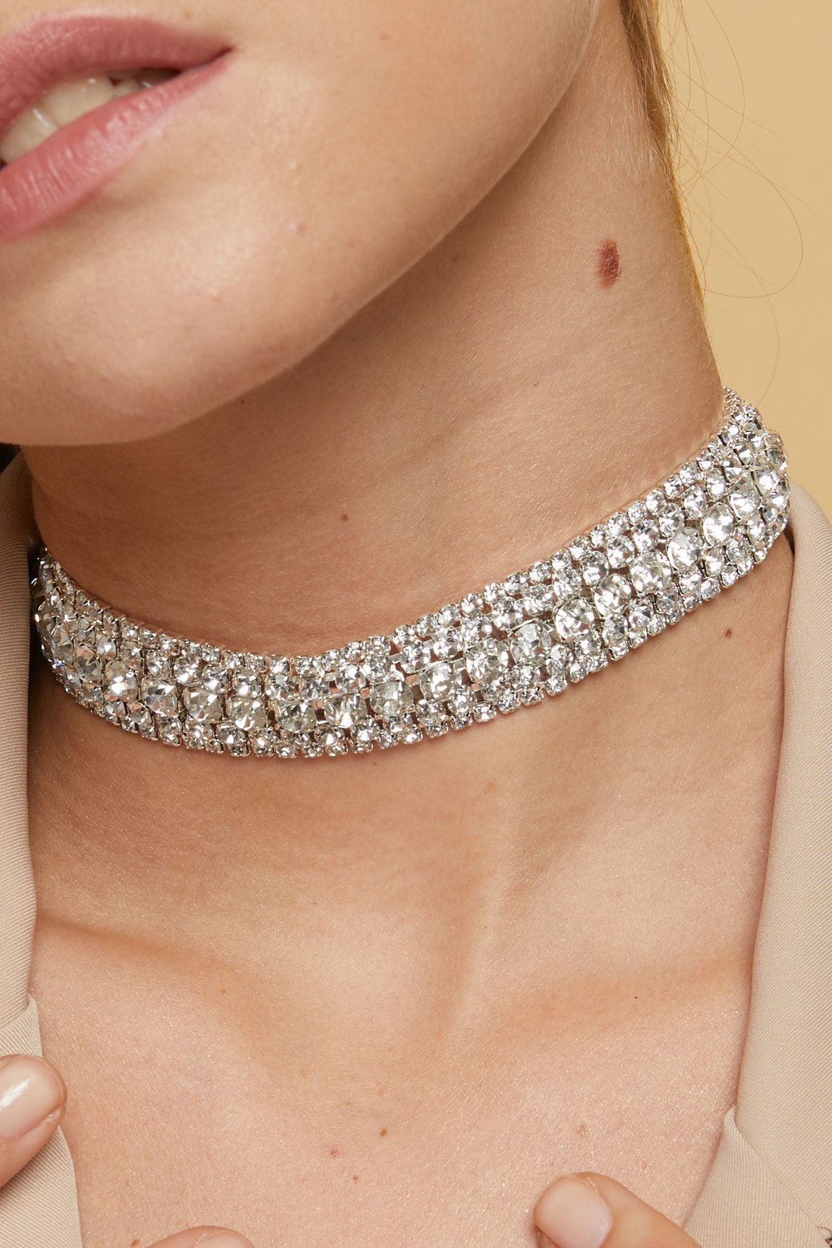 Gunbaz Kadın Taşlı Choker Kolye 5 Sıra Gümüş Renk