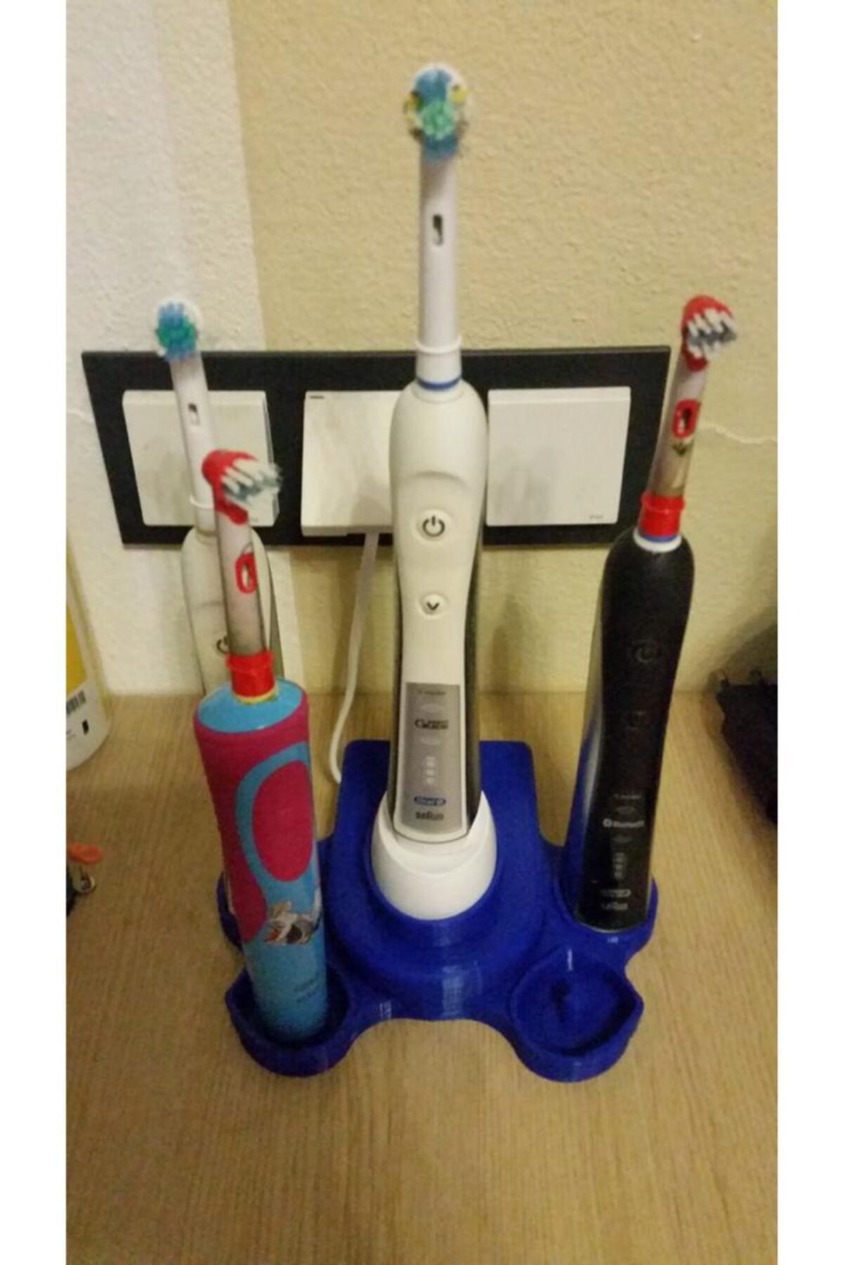 Kargolat Oral B Familienstation 4er Bonen / Oral B Aile Istasyonu 4 Fırça Alt Plastik Aparat