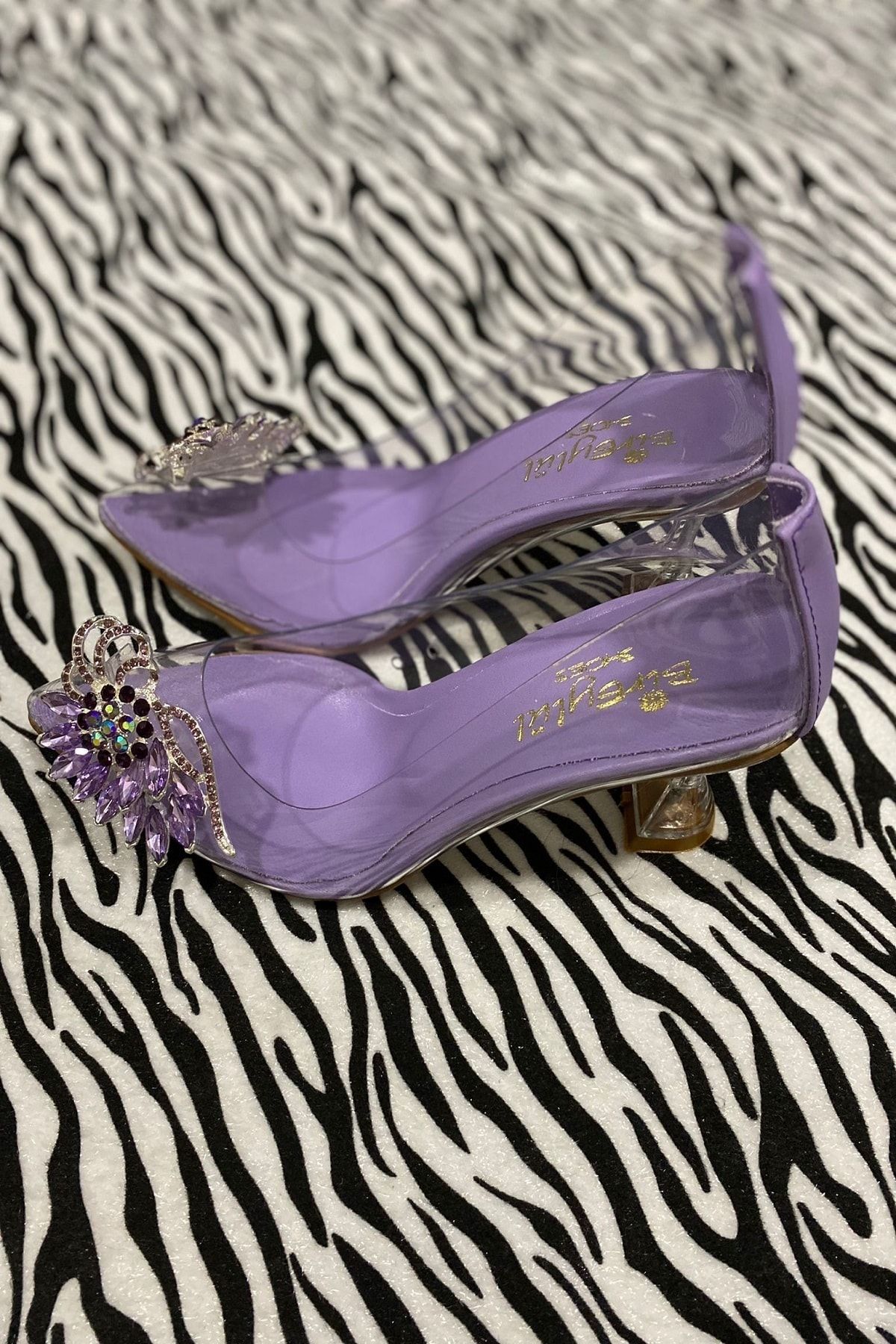 BirEylül Shoes Kadın Mor Şeffaf Broş Detaylı Abiye Topuklu Ayakkabı