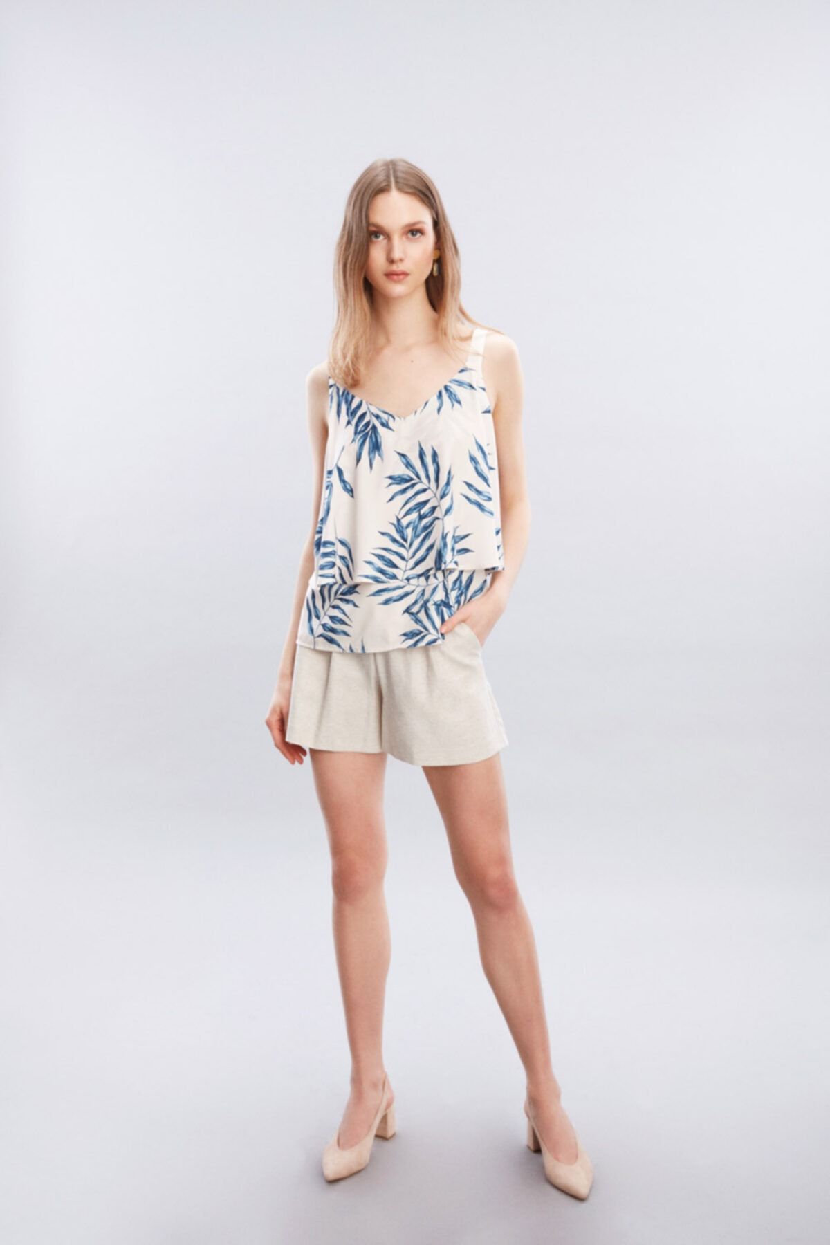 W Collection PİLELİ KETEN ŞORT