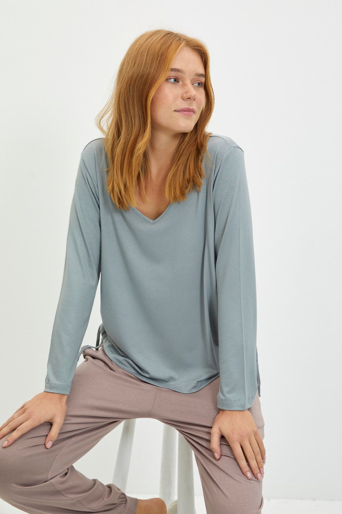 TRENDYOLMİLLA Gri Örme Hamile Pijama Üstü THMAW22PU0004