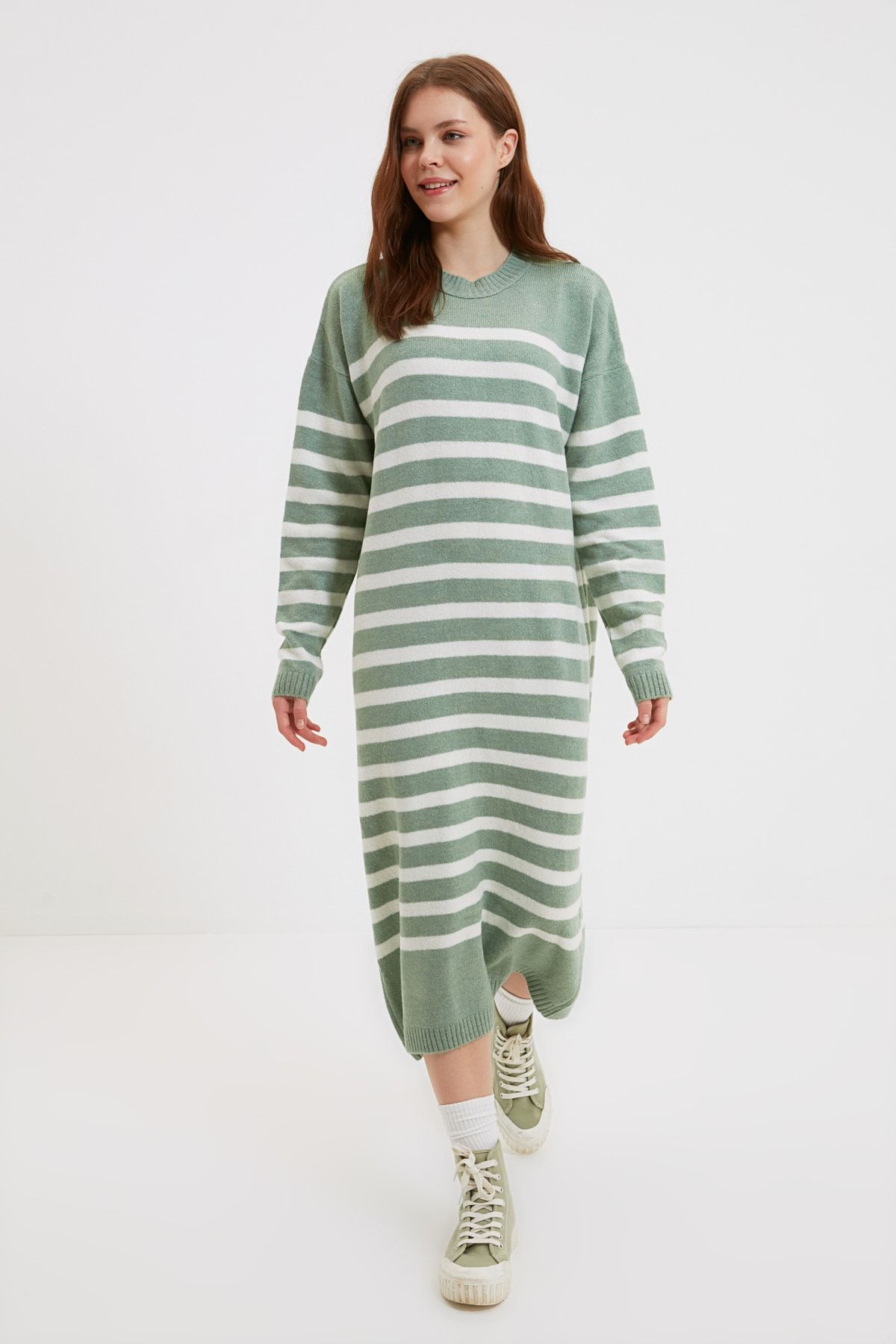 Trendyol Modest Mint Bisiklet Yaka Çizgili Triko Elbise TCTAW22EB0247