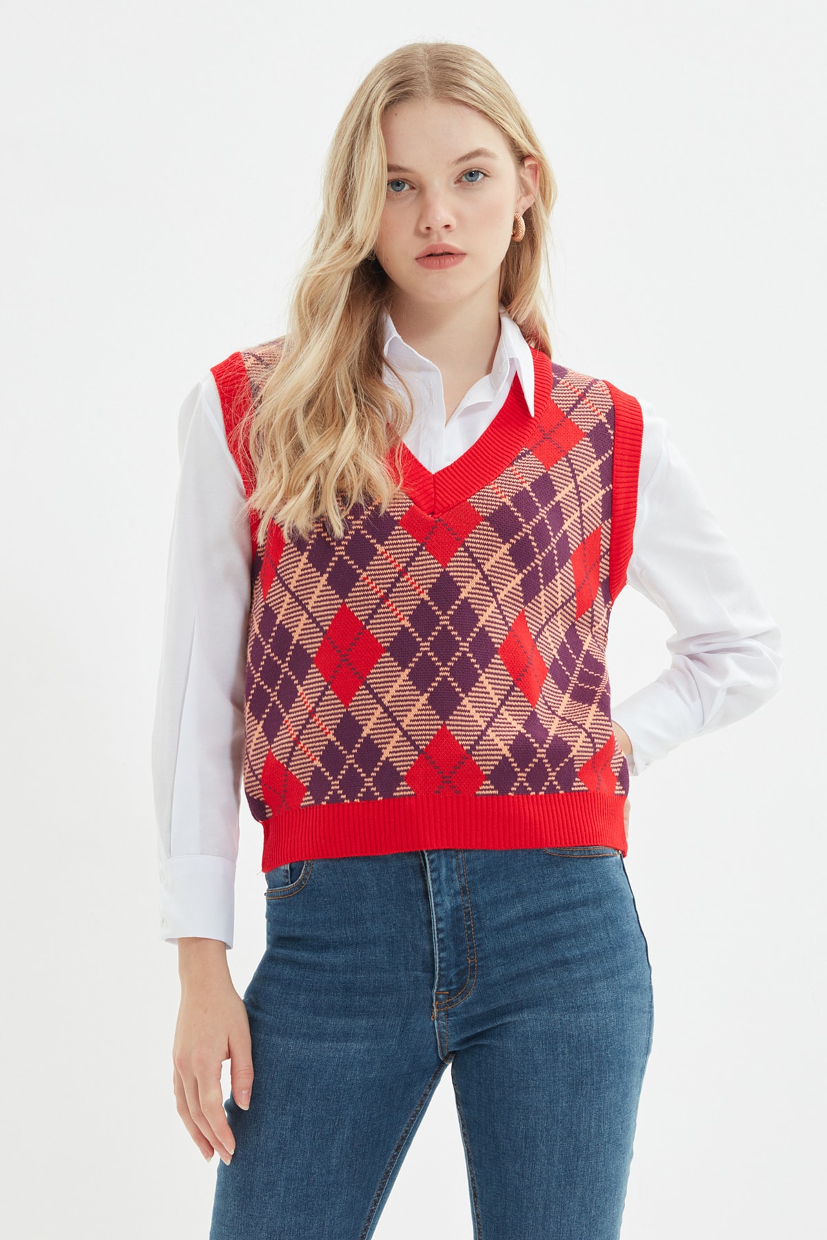 TRENDYOLMİLLA Kırmızı Jakarlı Triko Süveter TWOAW22SV0092