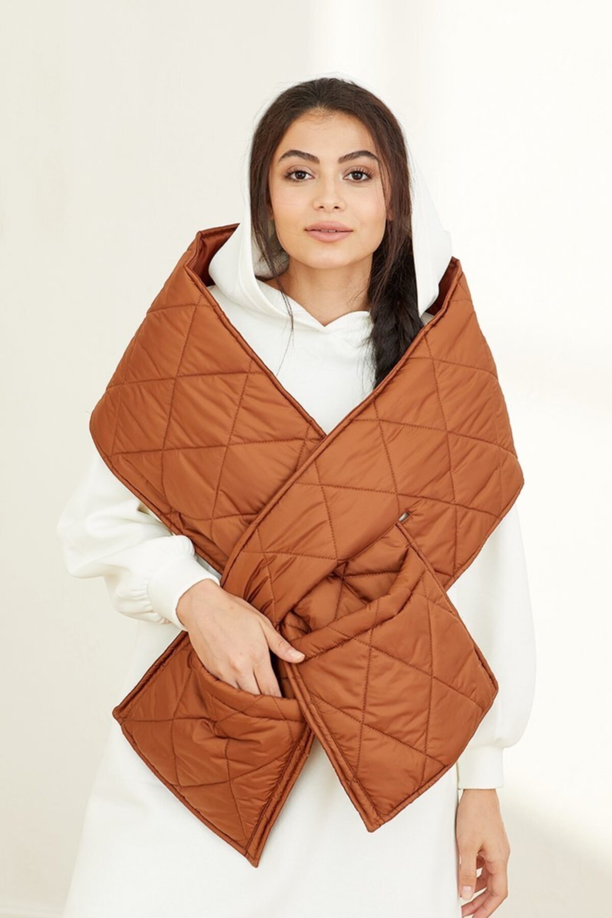 Ceylan Otantik Kahve Kapitone Atki