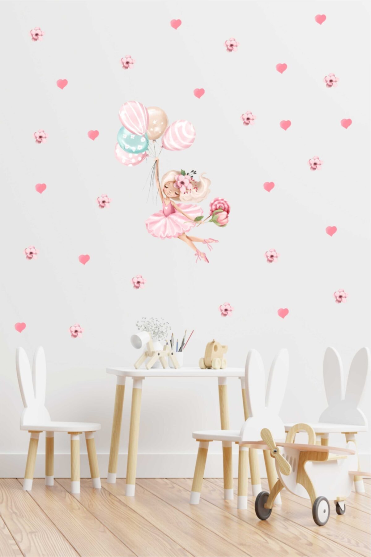 BK Decor Renkli Balonlarla Yolculuk Yapan Balerin Çocuk Odası Duvar Sticker