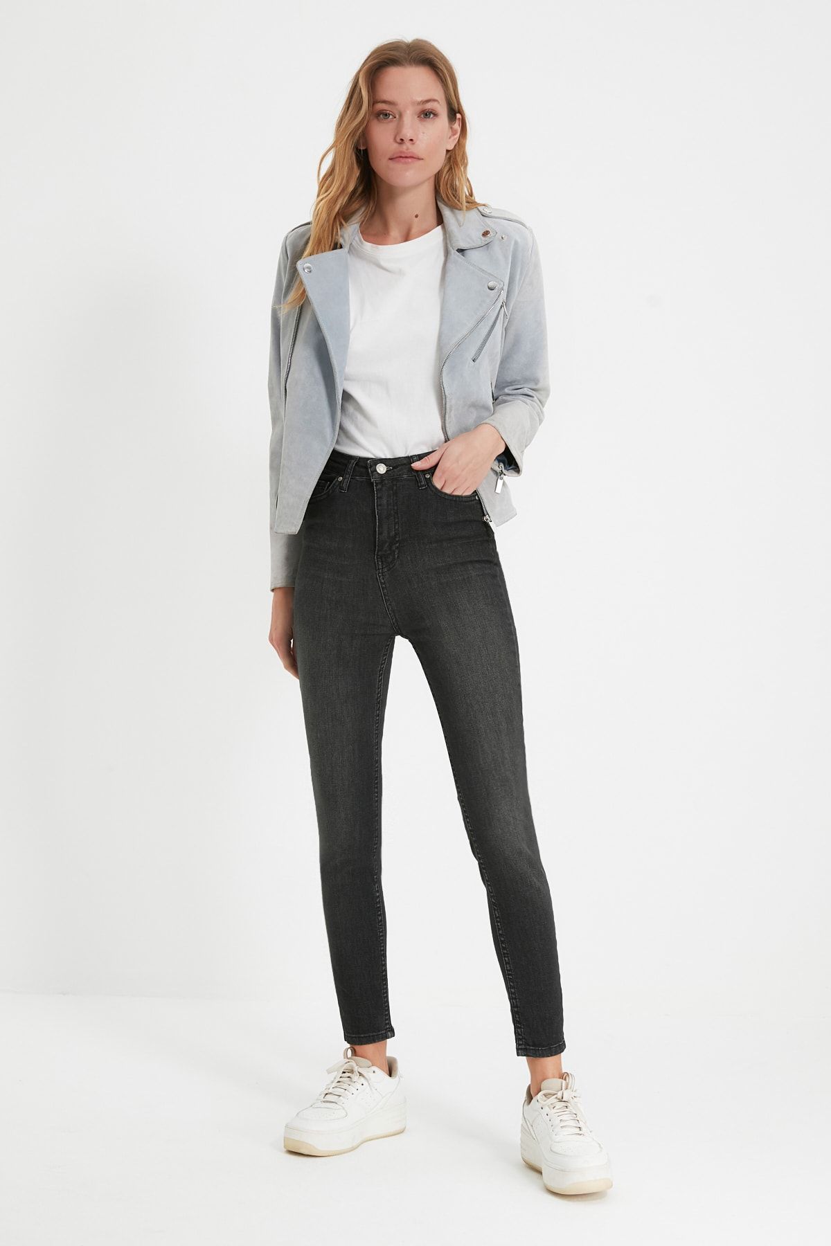 TRENDYOLMİLLA Antrasit Yüksek Bel Skinny Jeans TWOAW22JE1257