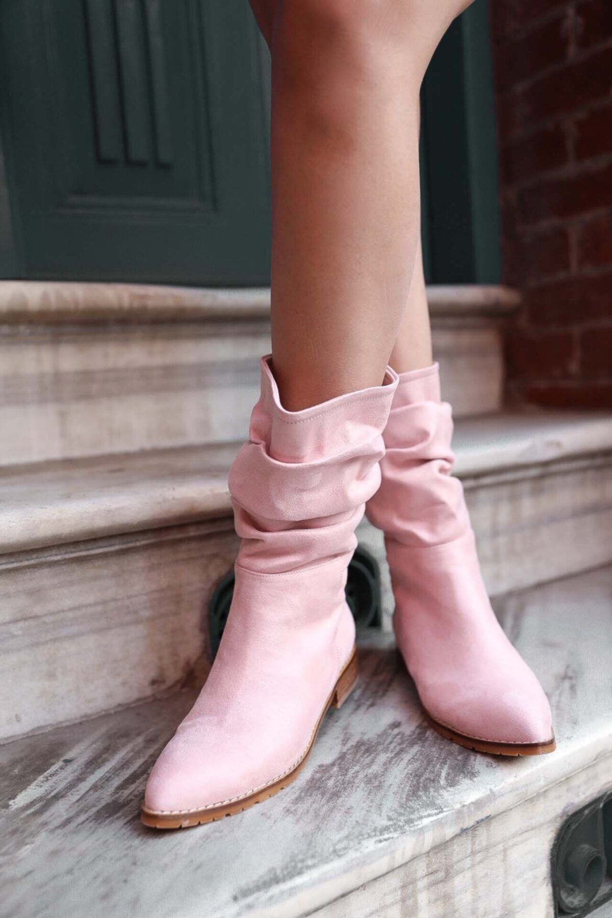 BasmakShoes Traves Pembe Süet Büzgülü Çizme