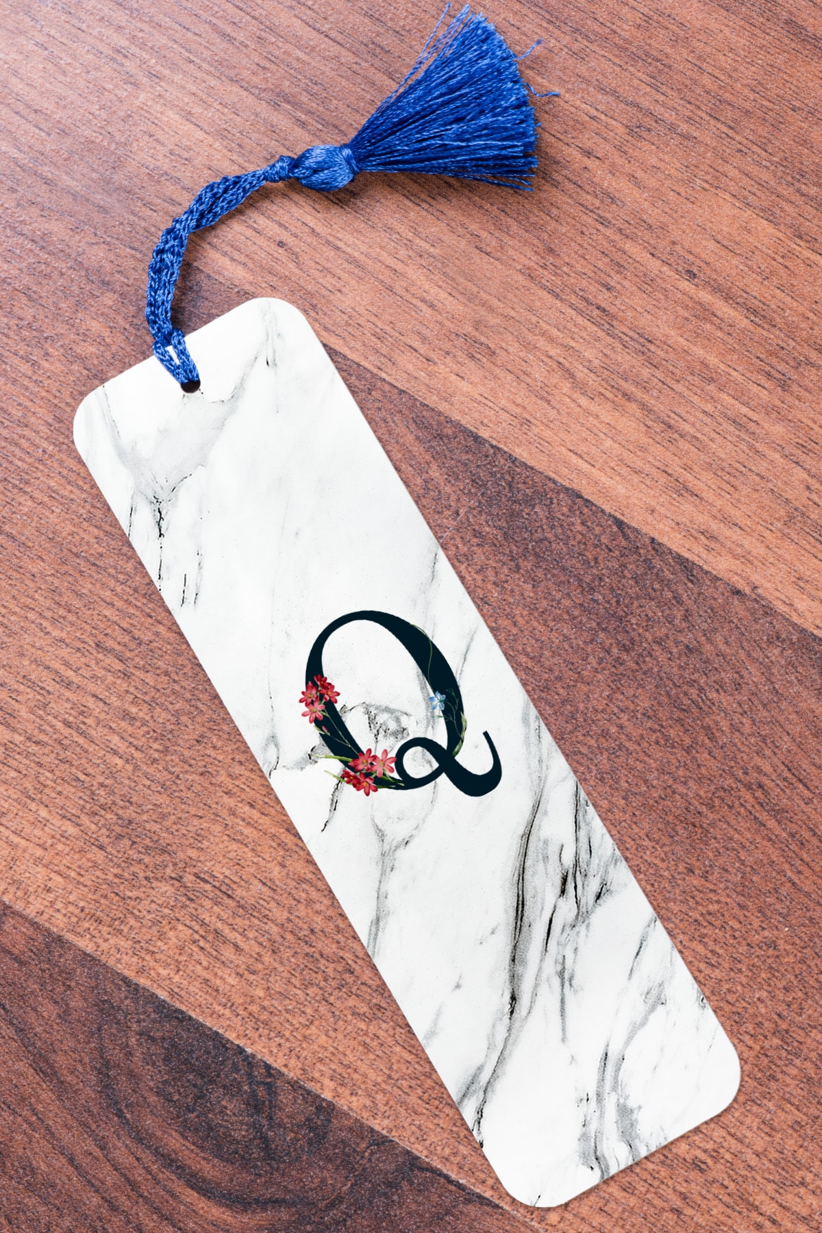 Procity Q Harfi Beyaz Mermer Metal Kitap Ayracı