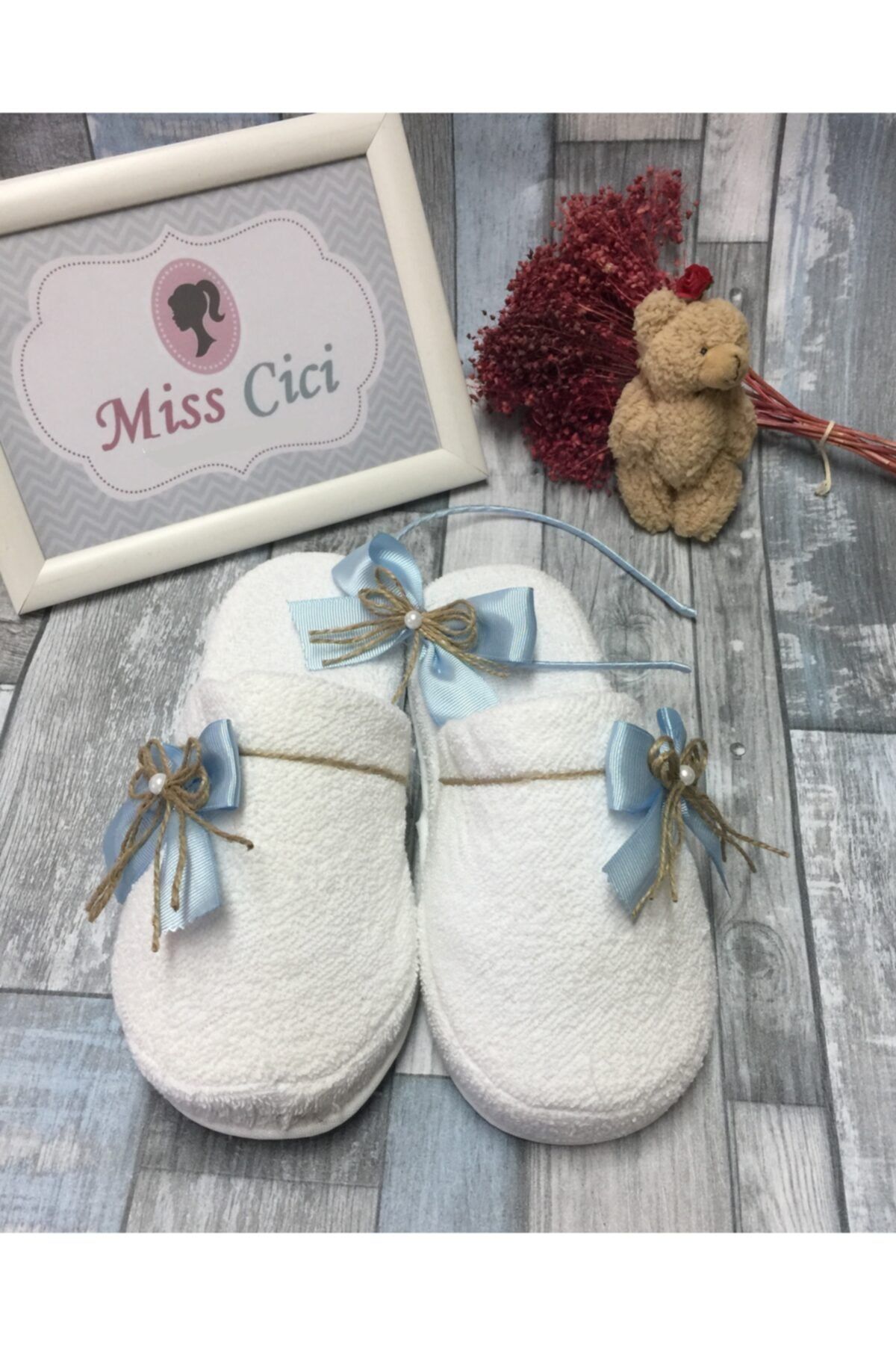 Miss Cici Naturel Sade Lohusa Tacı Ve Lohusa Terliği Seti