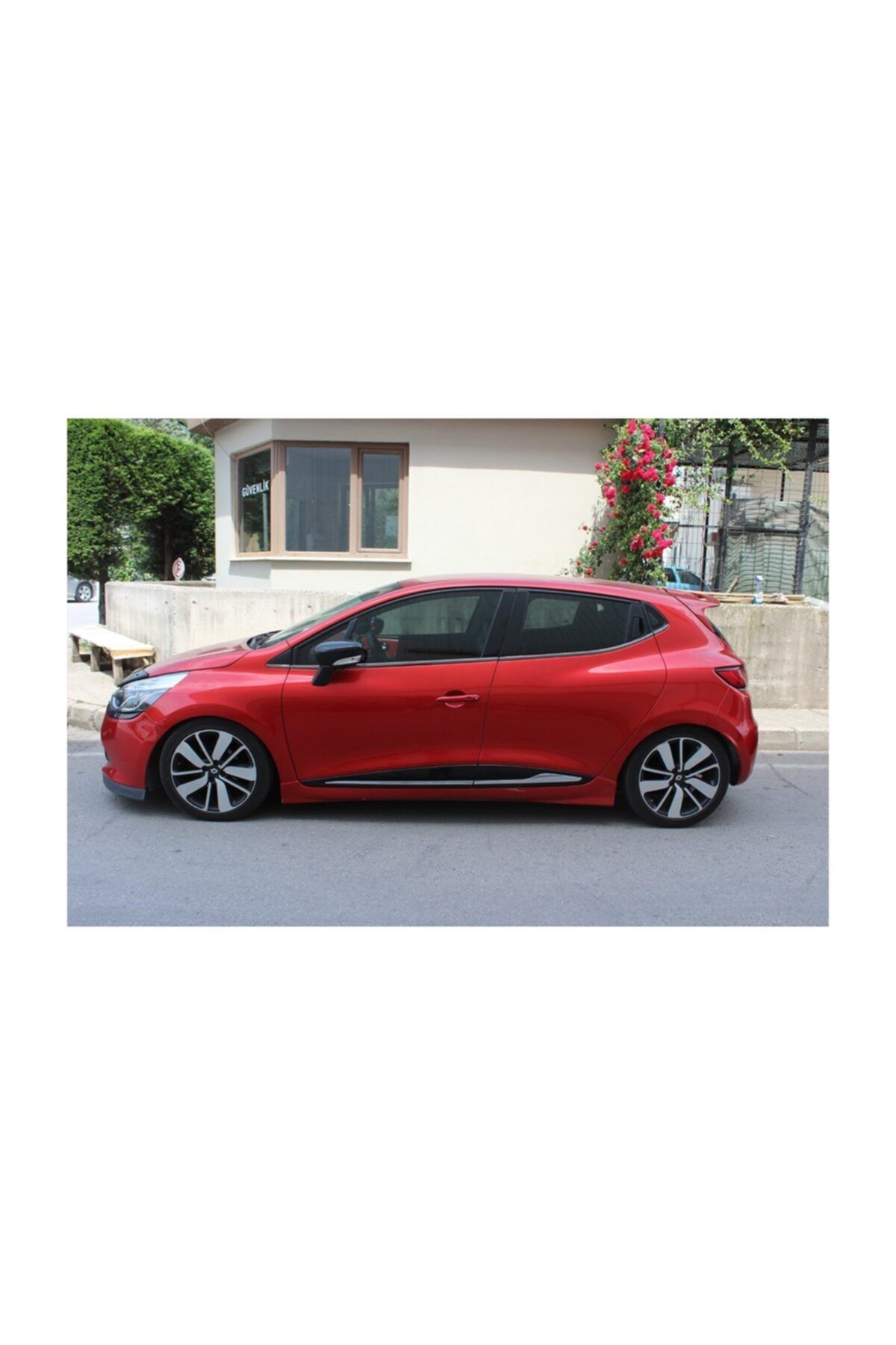 Omsa Renault Clio Cam Çıtası 8 Prç. P.çelik (siyah Krom) 2012 Ve Sonrası