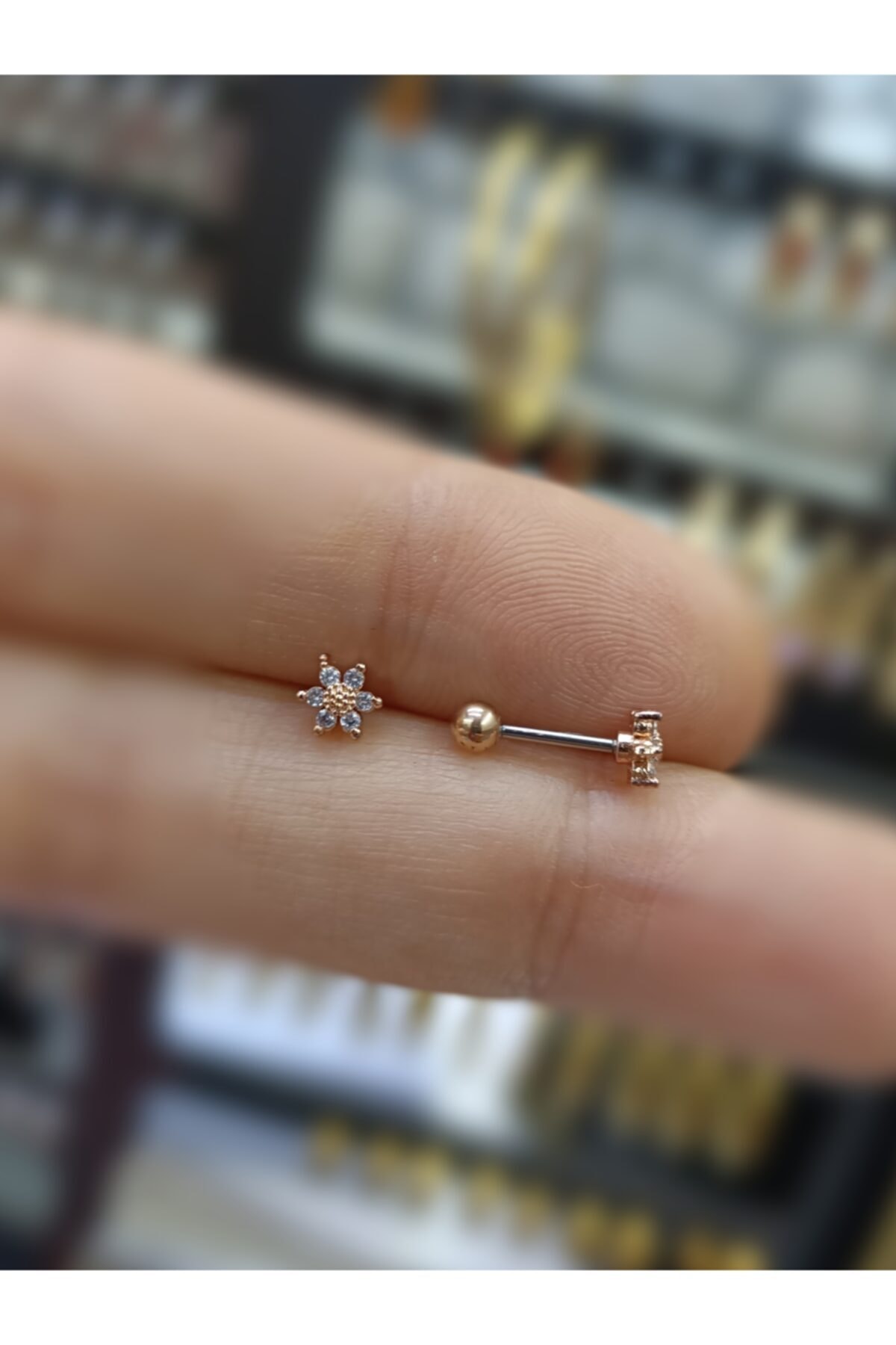Arescollection Cerrahi Çelik Rosegold Çiçek Tragus Piercingi