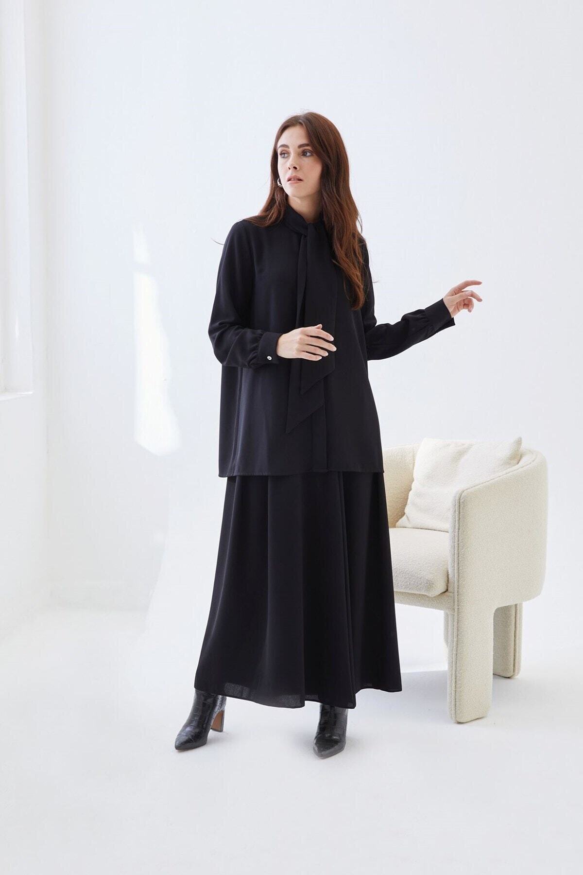 QANU Krep Etekli Takım Siyah