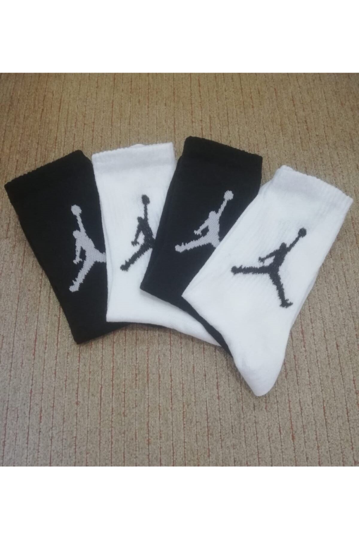 Özder SOCKS 4lü Siyah Beyaz Jordan Desenli Çorap