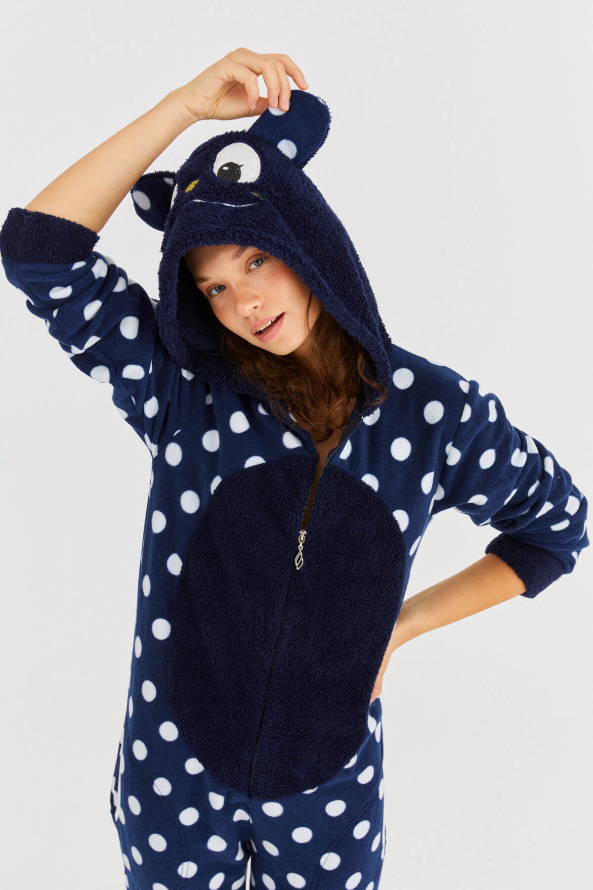 Ecrou Kadın Lacivert Tavşan Puantiyeli Arkası Fermuarlı Polar Tulum Pijama Takımı