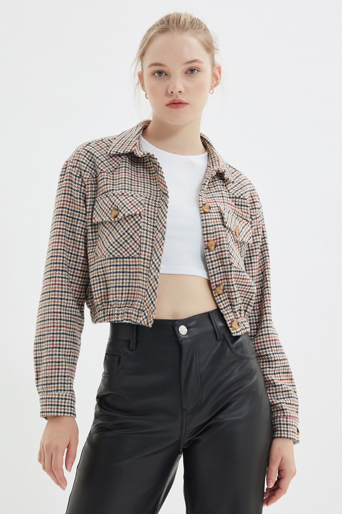 TRENDYOLMİLLA Kahverengi Crop Gömlek TWOAW22GO1132