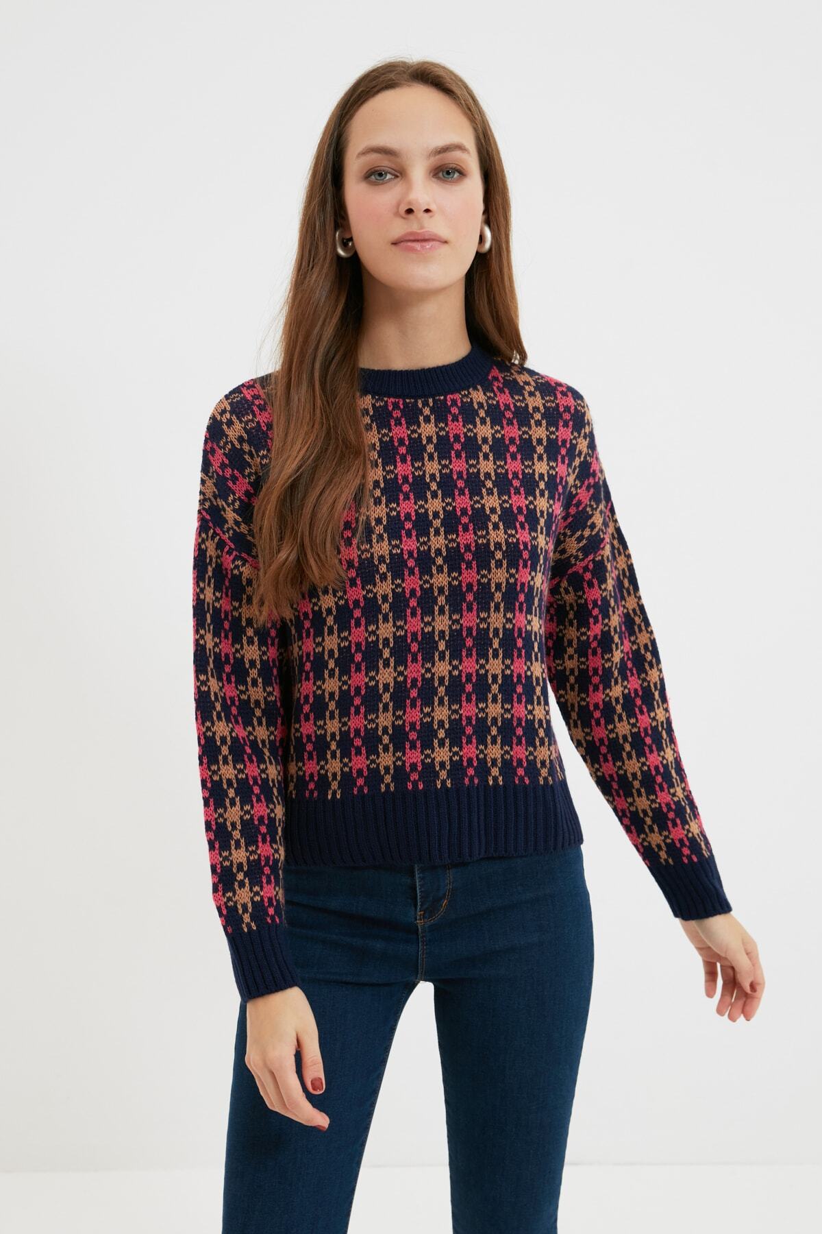 TRENDYOLMİLLA Lacivert Jakarlo Triko Kazak TWOAW22KZ2642