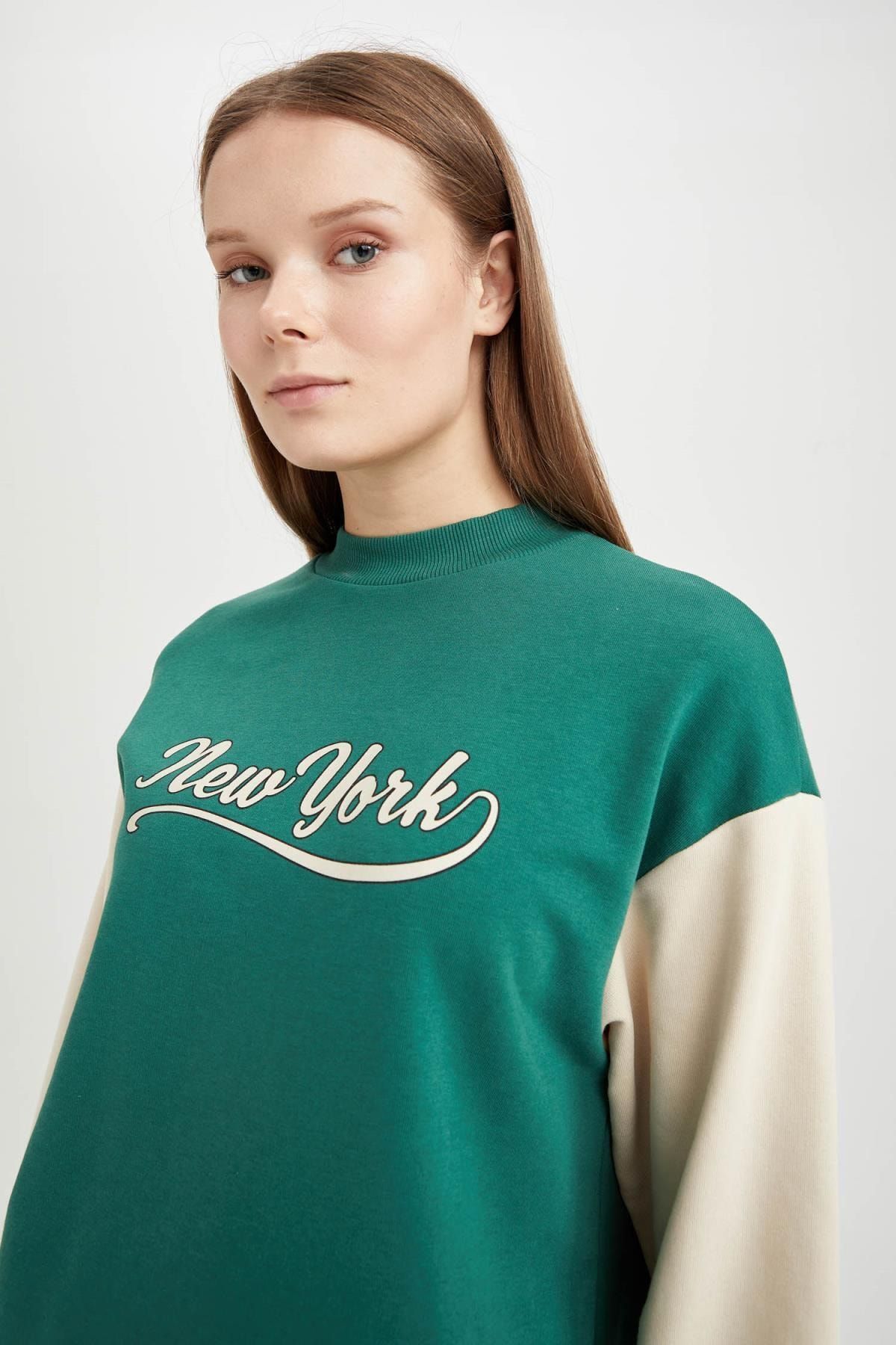 DeFacto Oversize Fit Yarım Balıkçı Yaka Uzun Kollu Kalın Sweatshirt Kumaşı Sweat Tunik