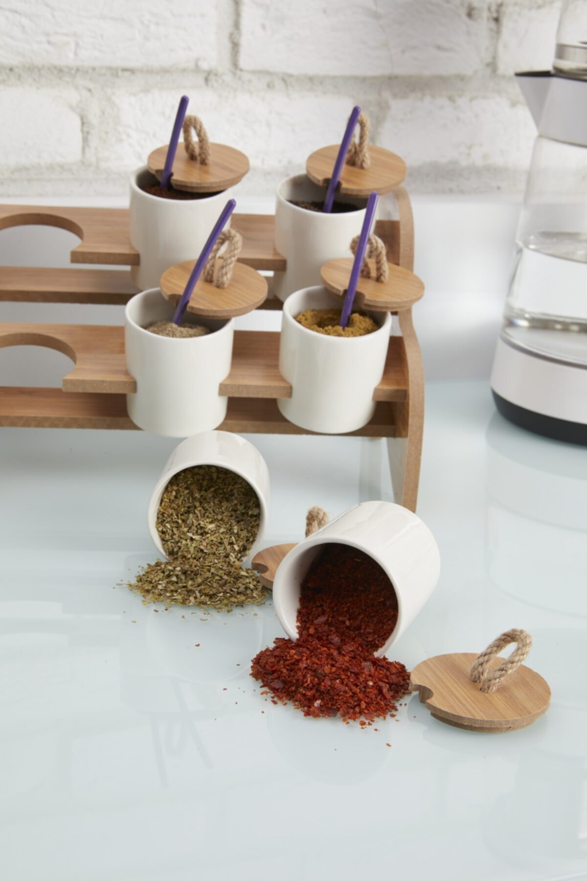 Madame Kitchen 6 Lı Ahşap Kapaklı Baharat Seti Kaşıklı