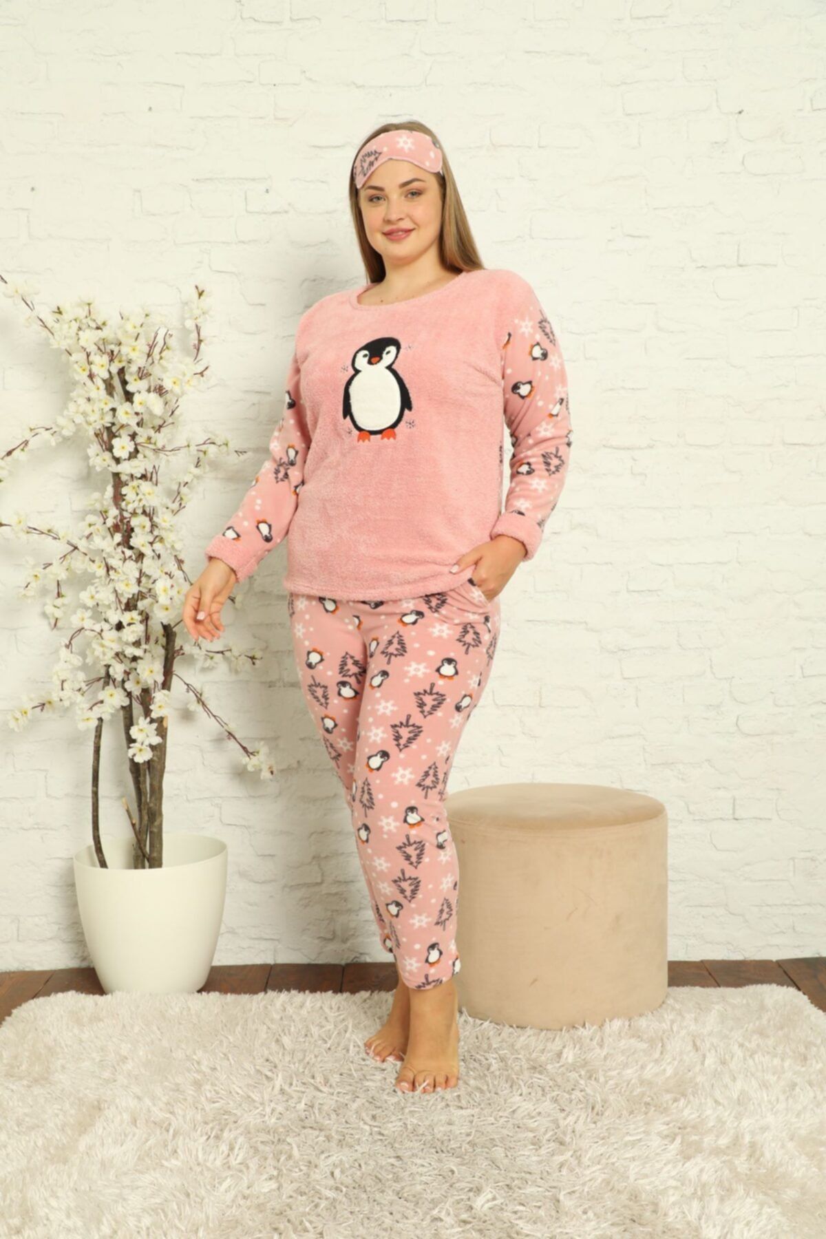 MİRELLA Kadın Gül Kurusu Penguen Desenli Uzun Kollu Polar Peluş Kışlık Büyük Beden Pijama Takımı
