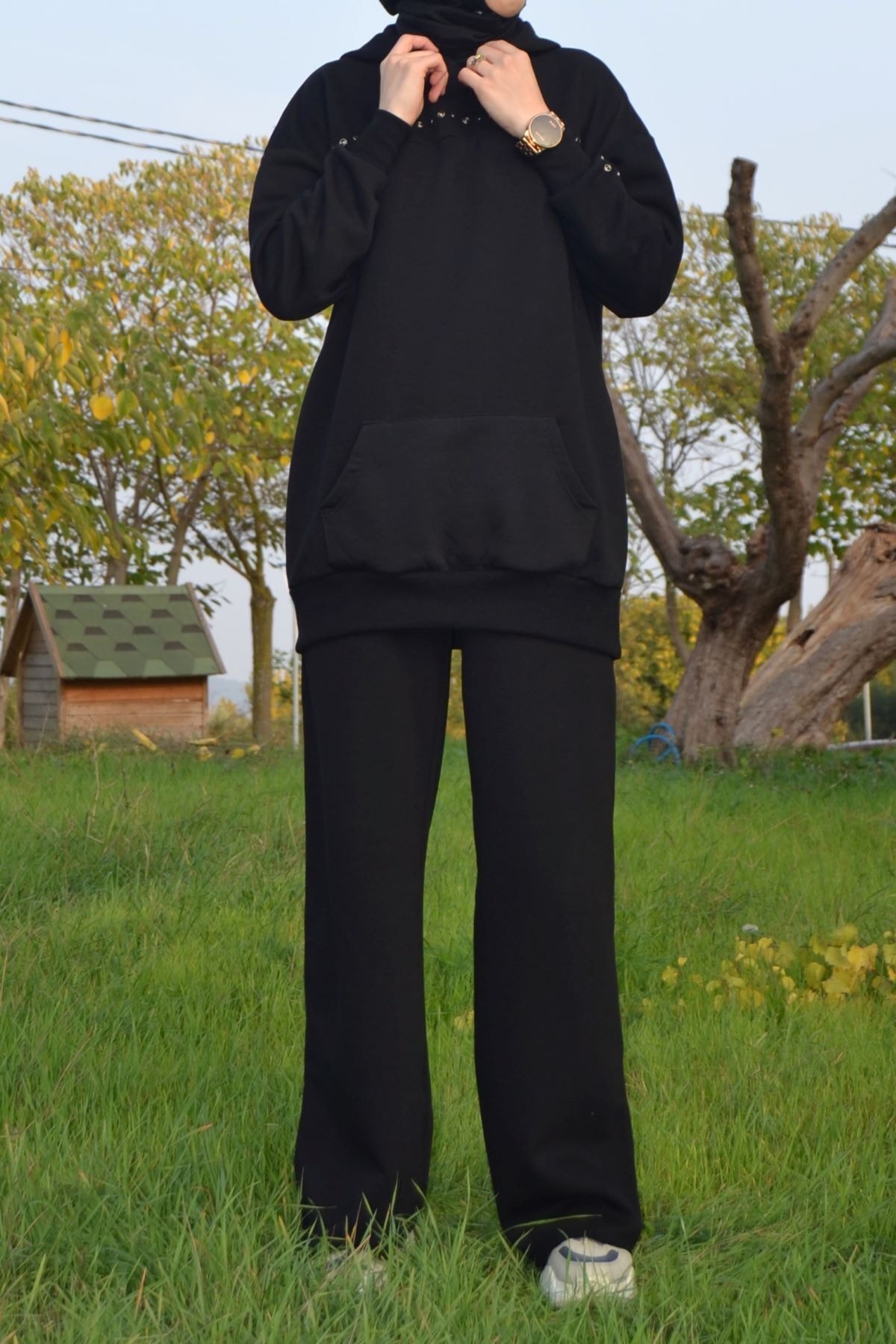 ASELA. Siyah Şardonlu Beli Lastikli Bol Paça Eşofman Altı